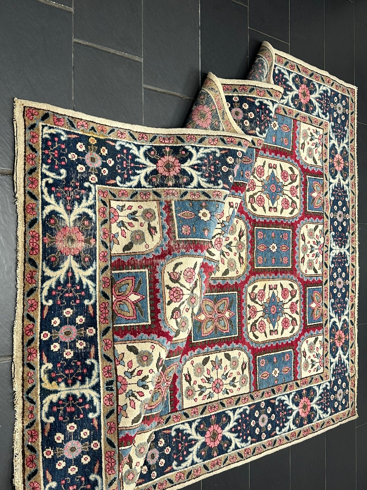 Orientteppich handgeknüpft Kirman Kheshti Felderdesign 295x195 cm