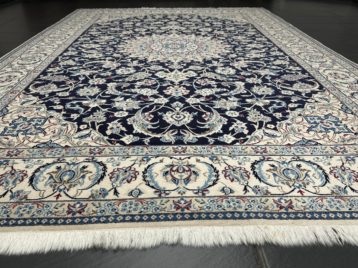 Handgeknüpfter Nain Korkwolle Seide Teppich 300x205 cm Neu