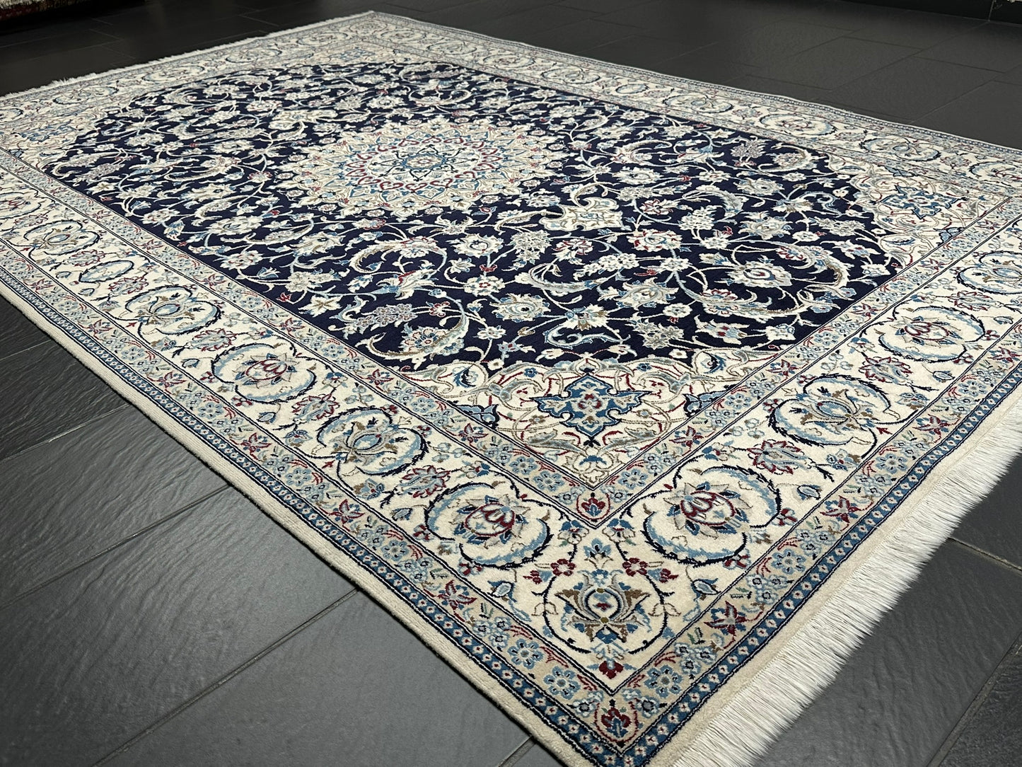 Handgeknüpfter Nain Korkwolle Seide Teppich 300x205 cm Neu