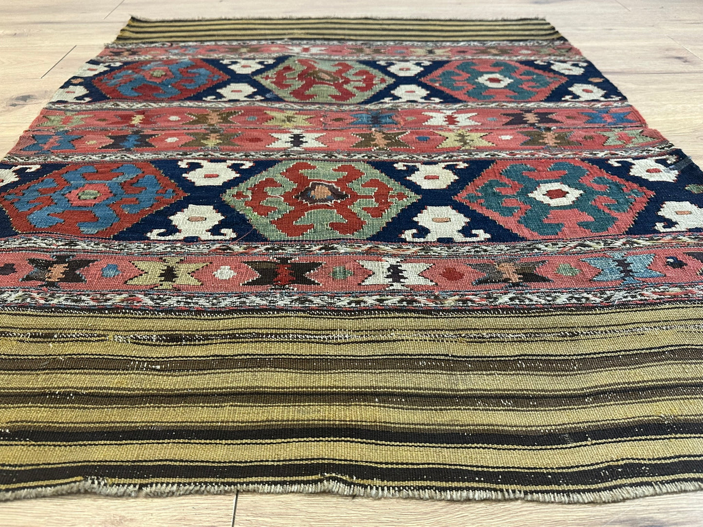 Antik Orientteppich handgewebt Türkei Kelim Naturfarben 120x100 cm