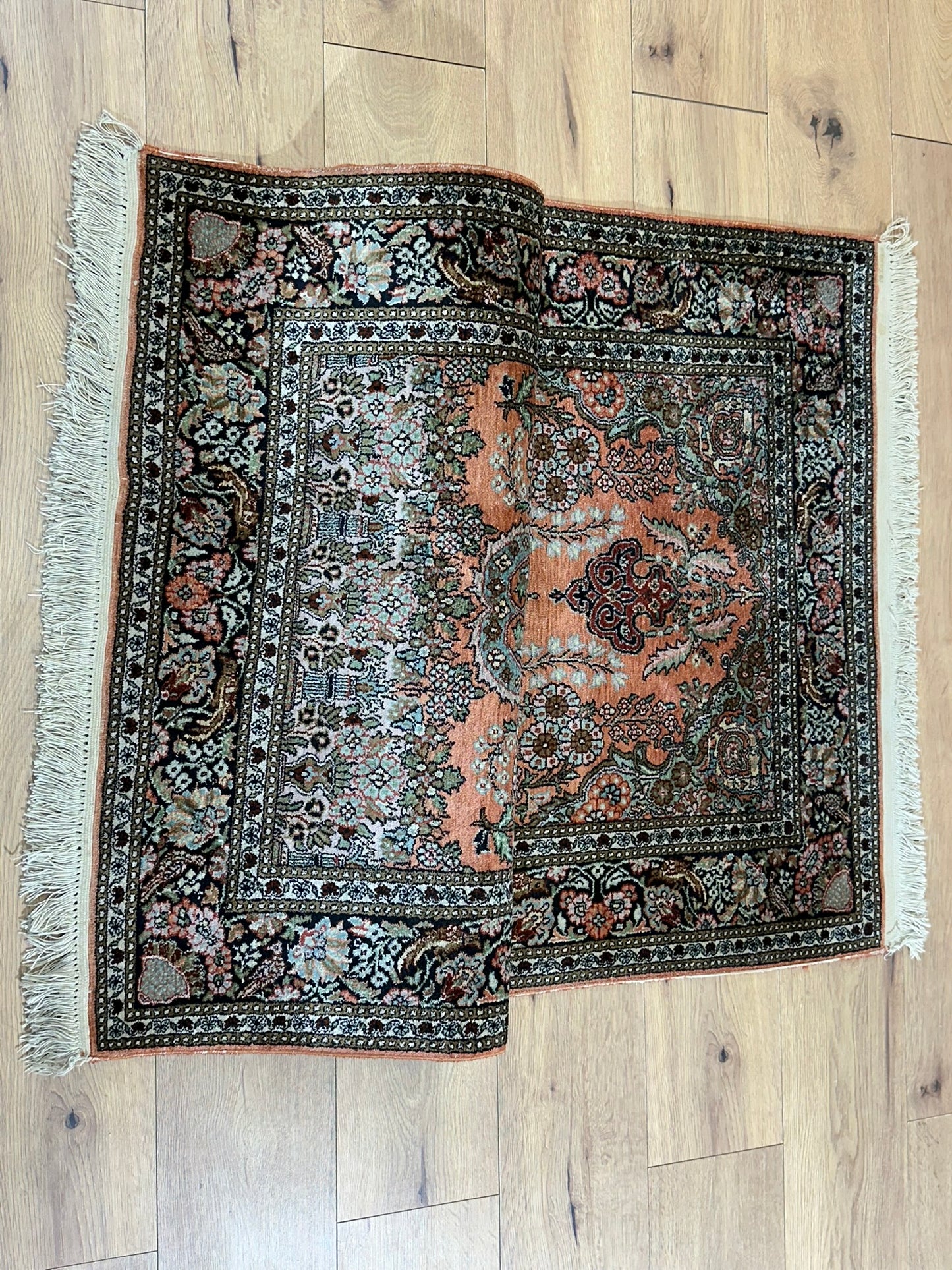 Orientteppich handgeknüpft Seide Lebensbaum 157x93 cm
