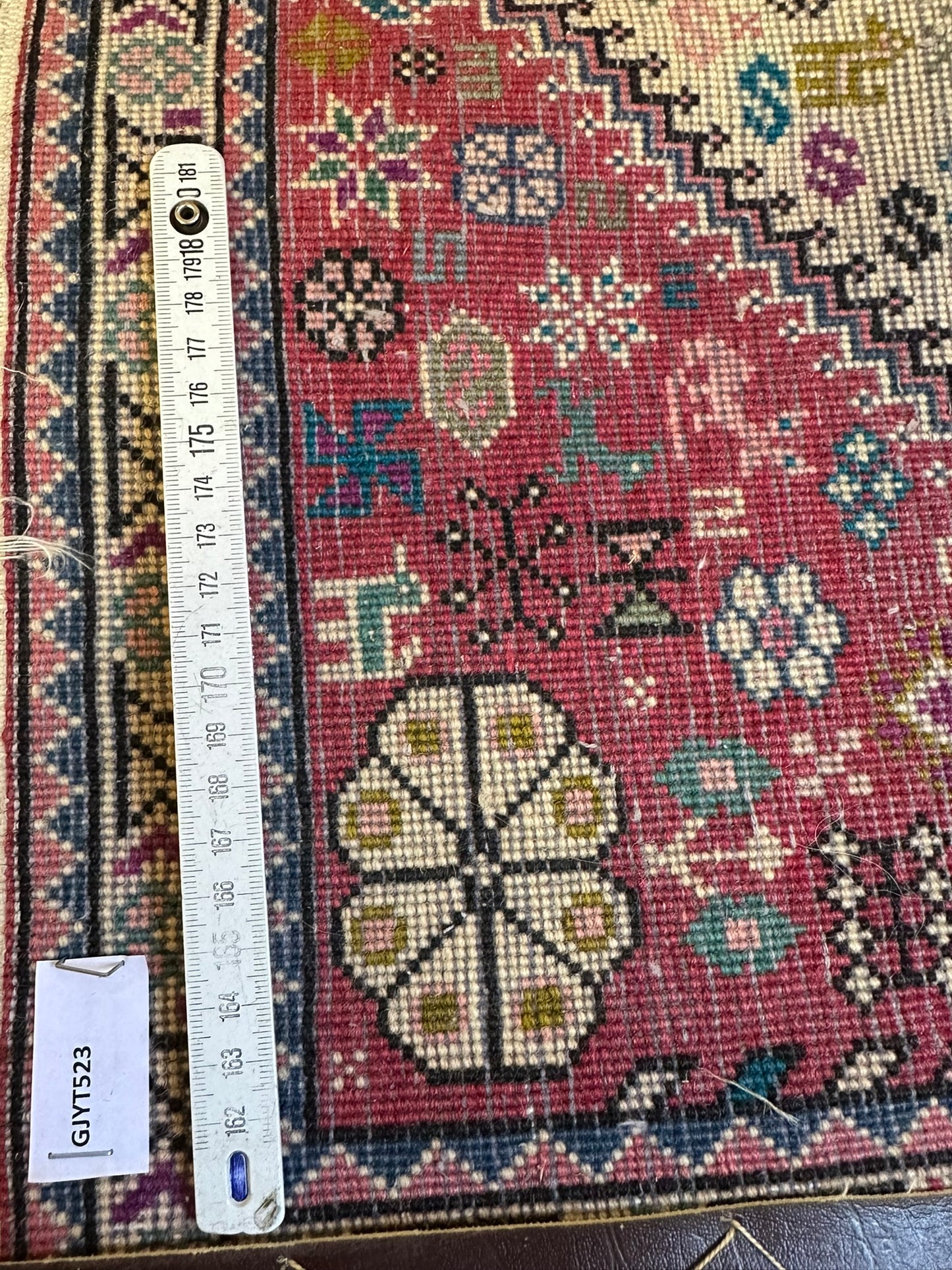 Orientteppich handgeknüpft Abadeh Korkwolle 145x65 cm