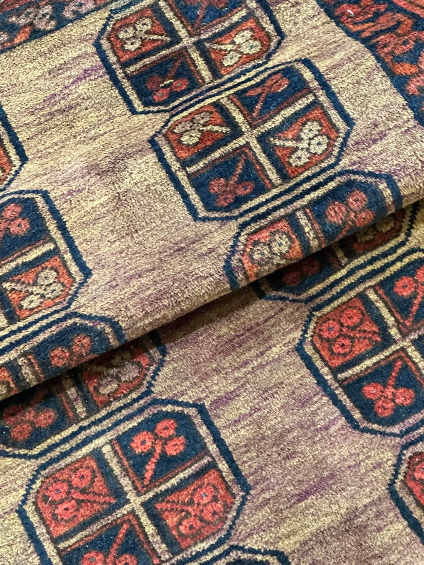   Antik Orientteppich handgeknüpft Afghan Ersari  Wolle 135x97 cm