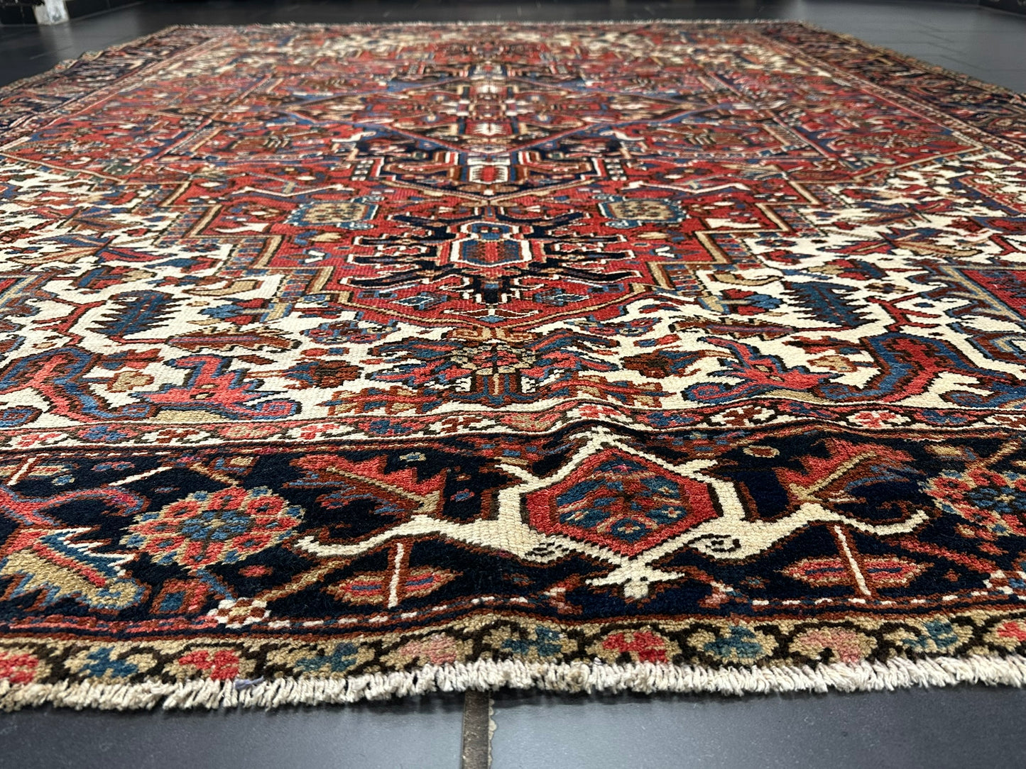 Handgeknüpfter Antiker Teppich Heriz  Naturfarben 340x266 cm