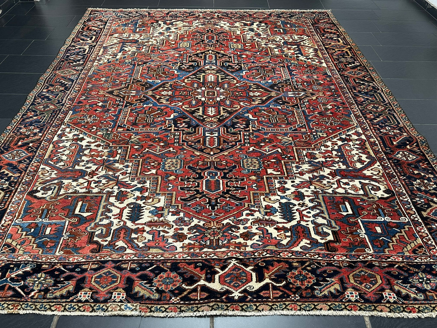 Handgeknüpfter Antiker Teppich Heriz  Naturfarben 340x266 cm