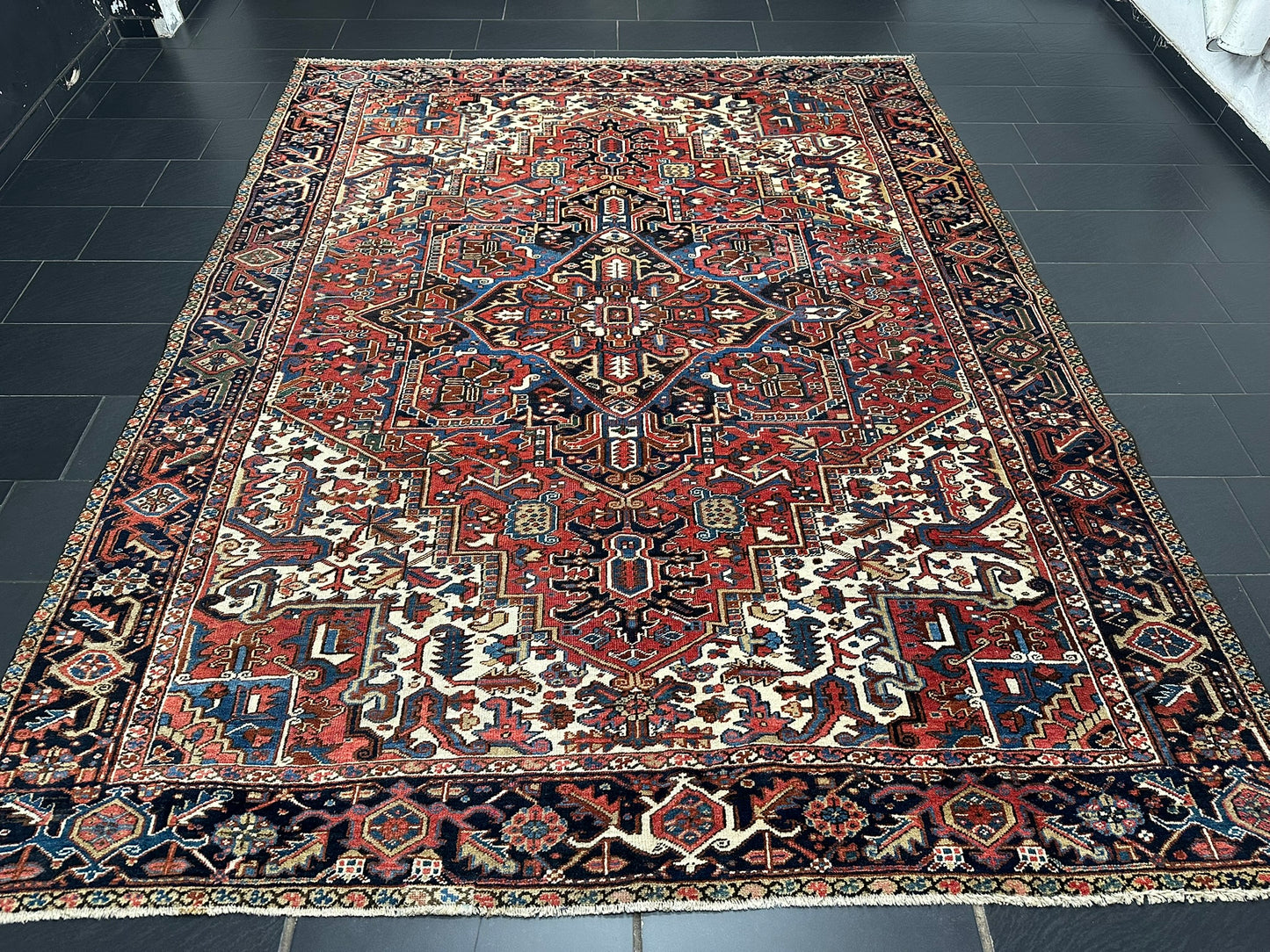 Handgeknüpfter Antiker Teppich Heriz  Naturfarben 340x266 cm
