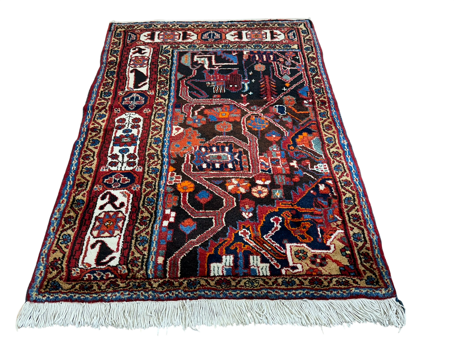 Orientteppich handgeknüpft Bachtiar Naturfarben 145x100 cm