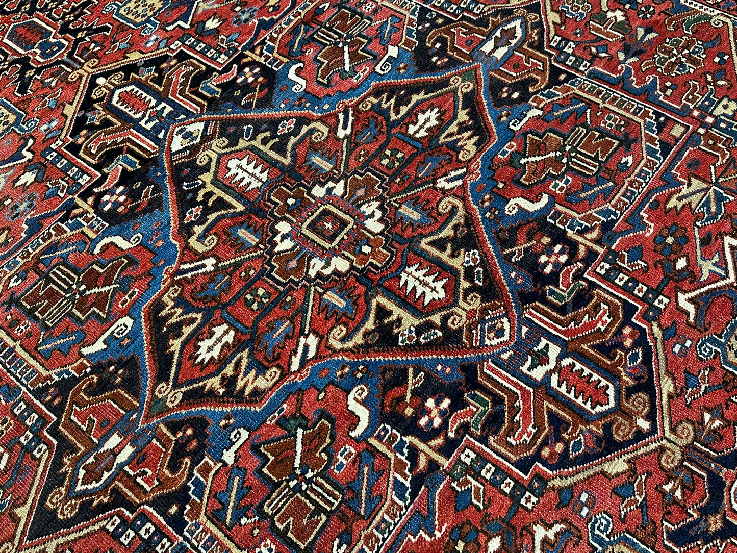 Handgeknüpfter Antiker Teppich Heriz  Naturfarben 340x266 cm