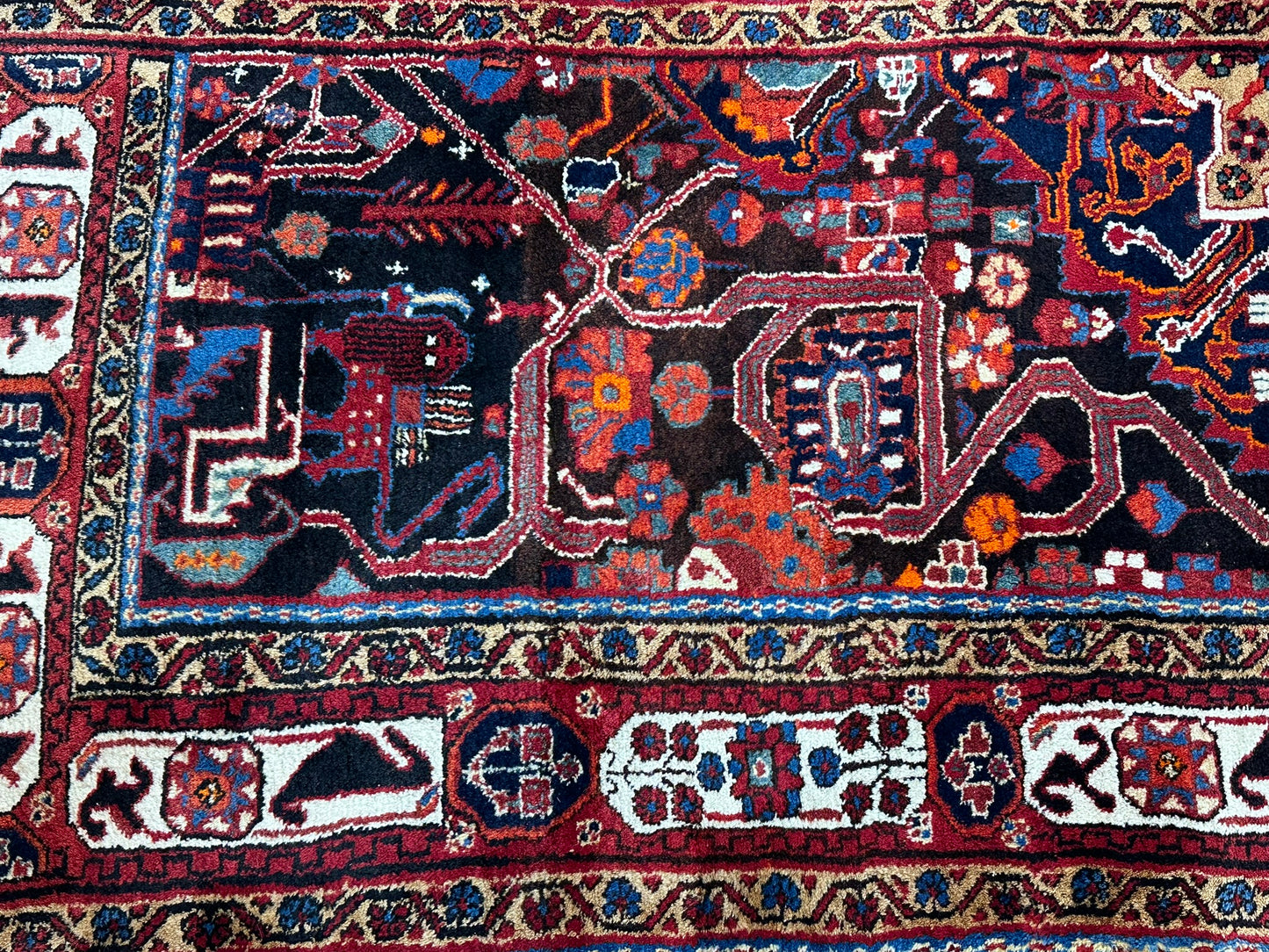 Orientteppich handgeknüpft Bachtiar Naturfarben 145x100 cm