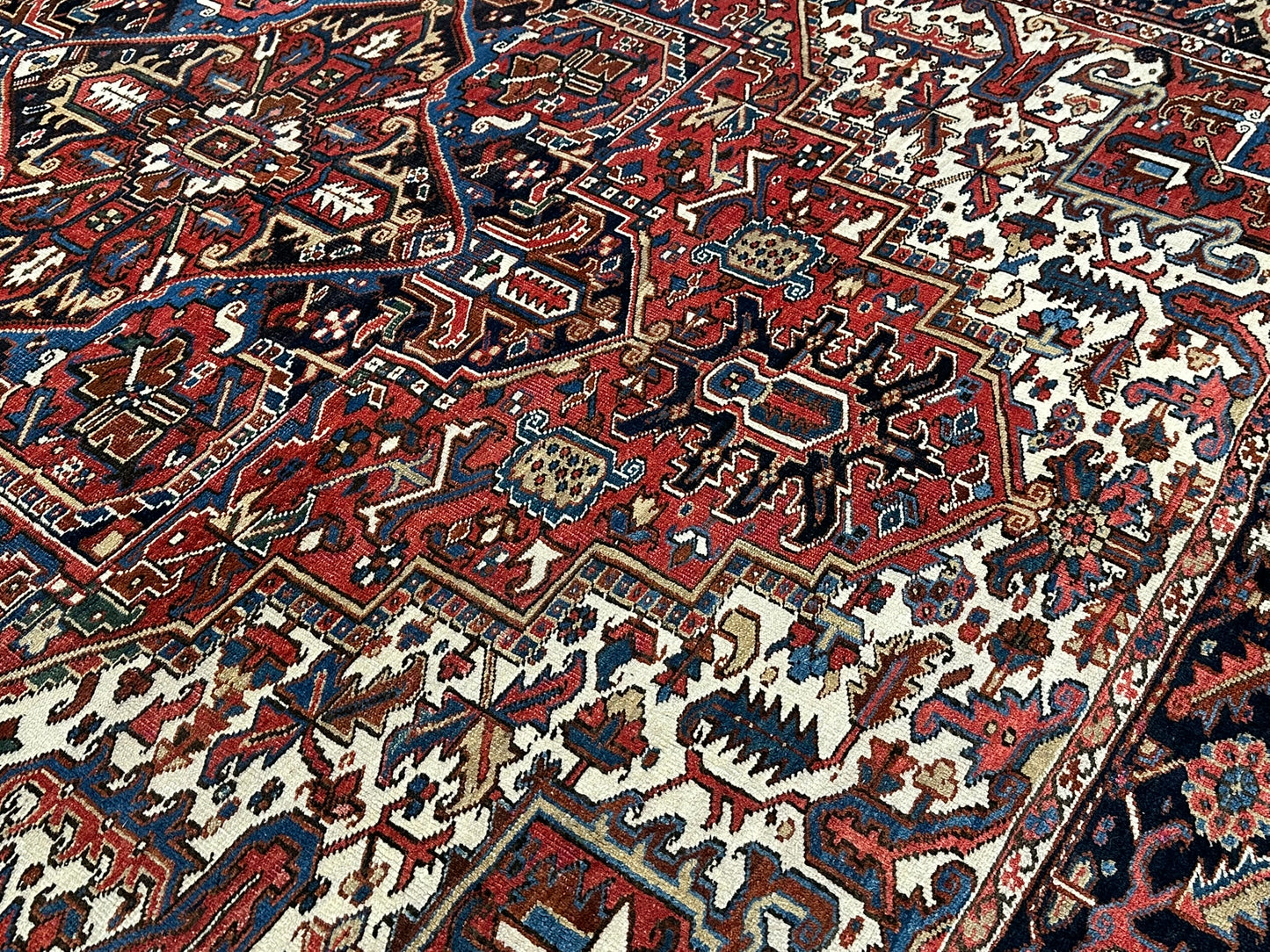Handgeknüpfter Antiker Teppich Heriz  Naturfarben 340x266 cm