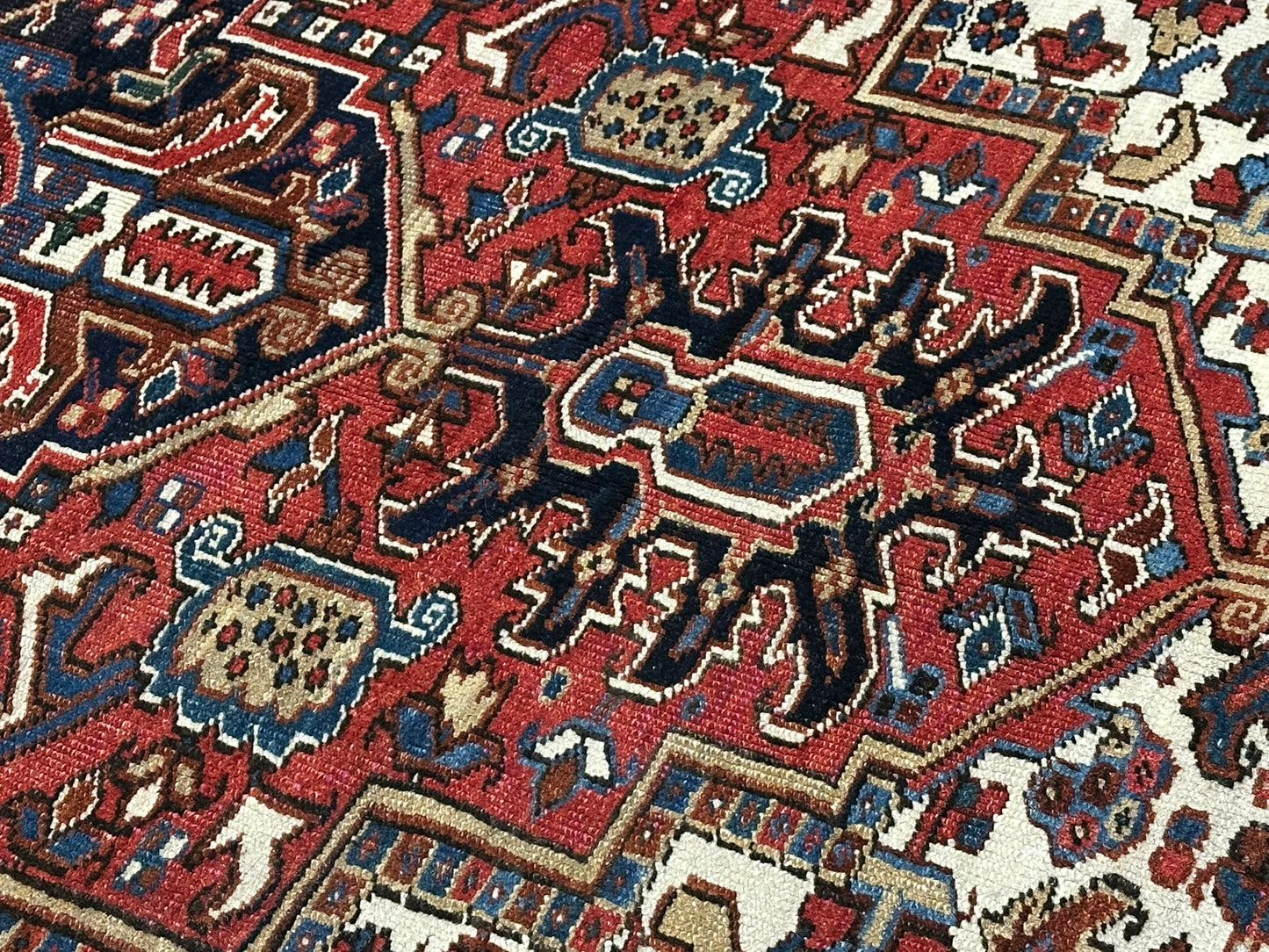 Handgeknüpfter Antiker Teppich Heriz  Naturfarben 340x266 cm