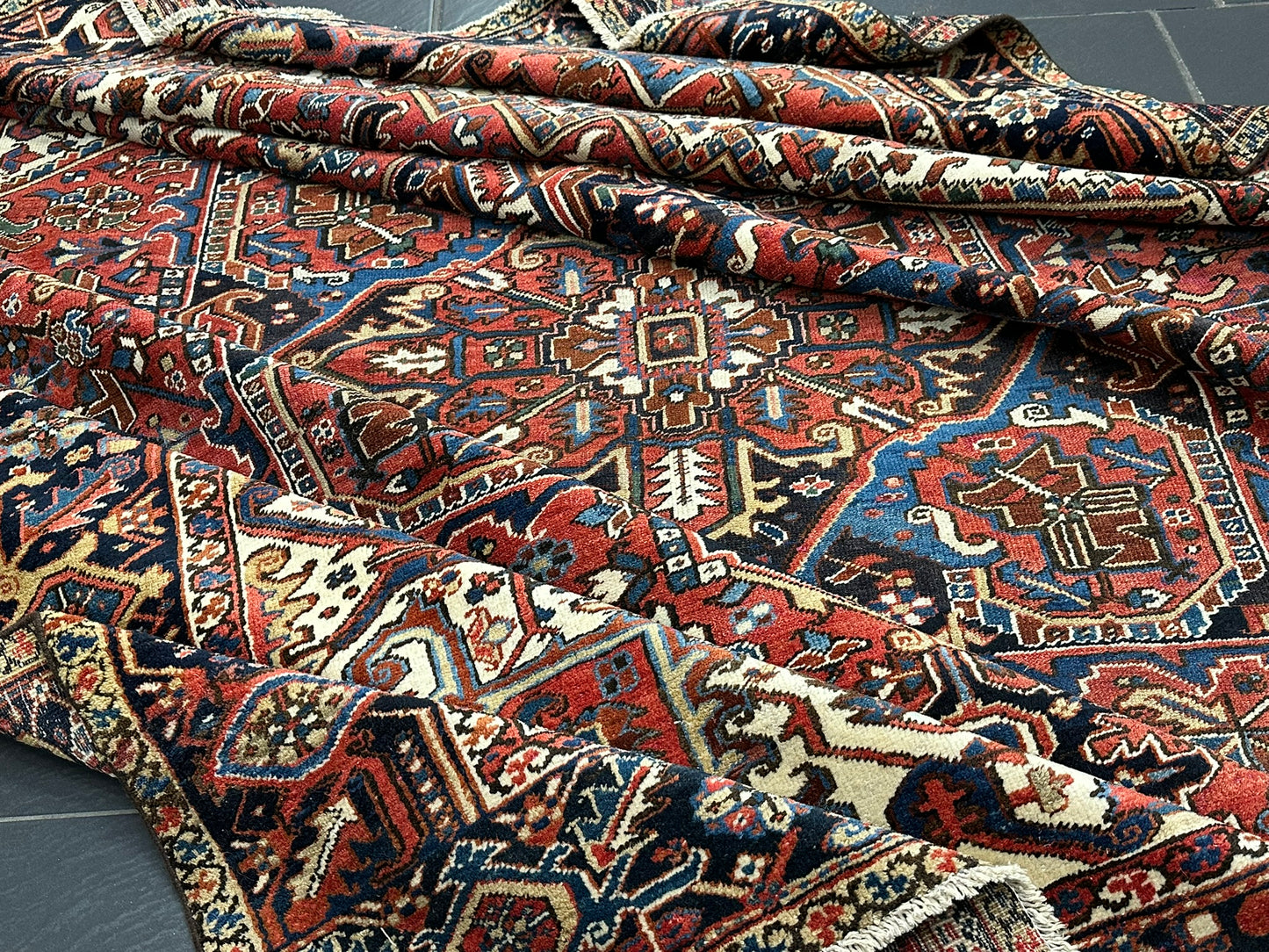 Handgeknüpfter Antiker Teppich Heriz  Naturfarben 340x266 cm