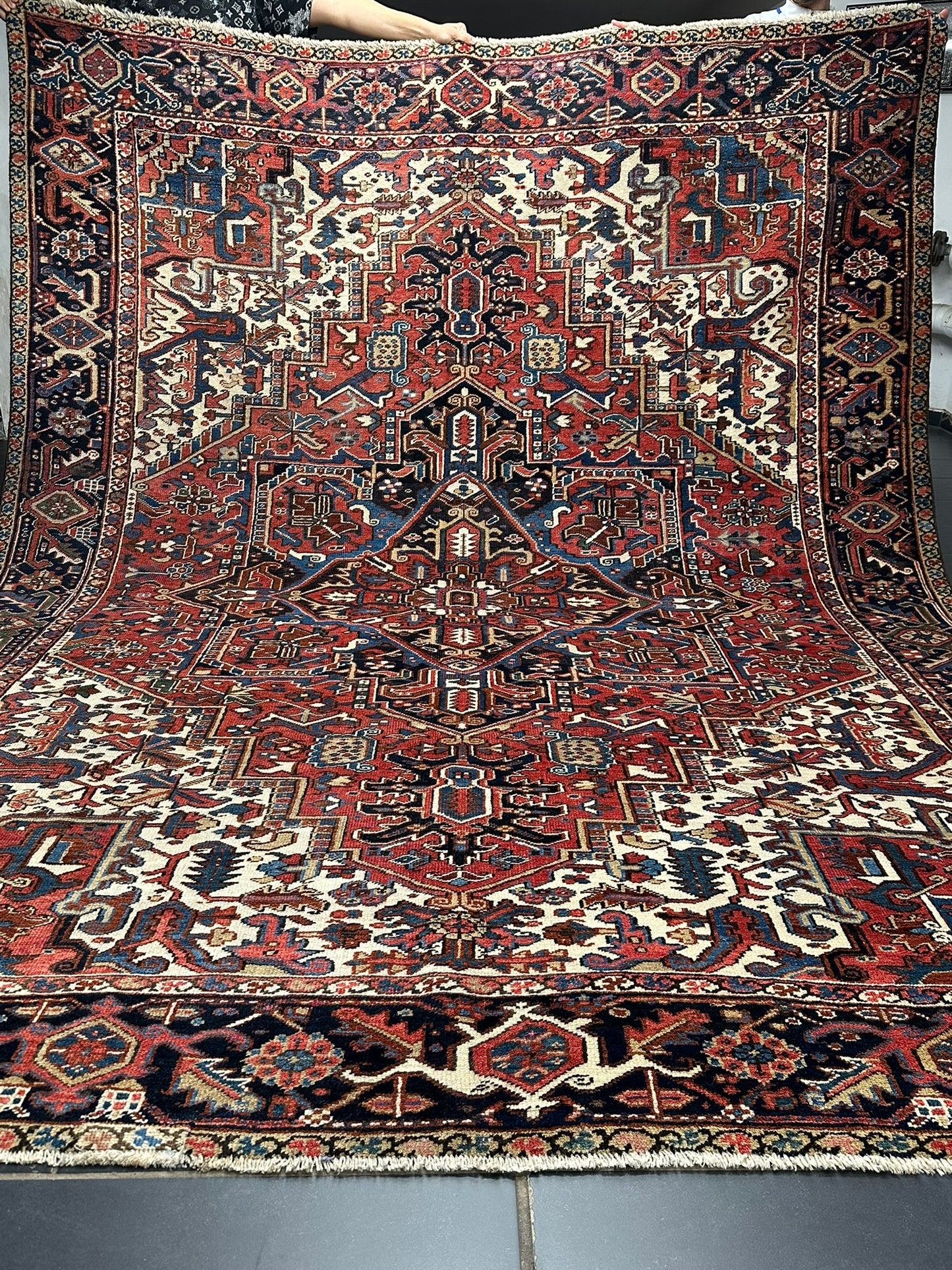 Handgeknüpfter Antiker Teppich Heriz  Naturfarben 340x266 cm
