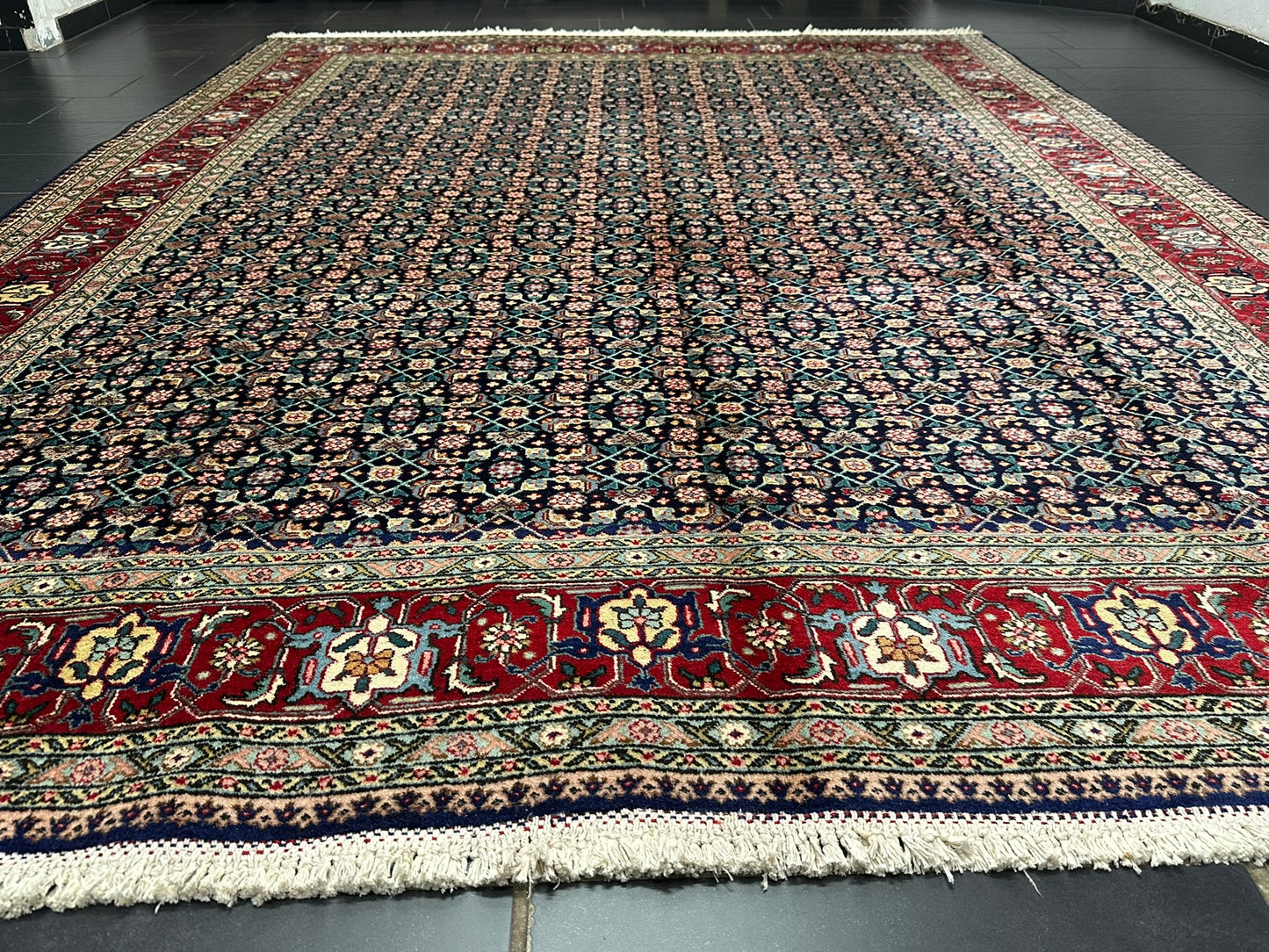 Handgeknüpfter Täbriz Mahi Teppich Fein 367x277 cm