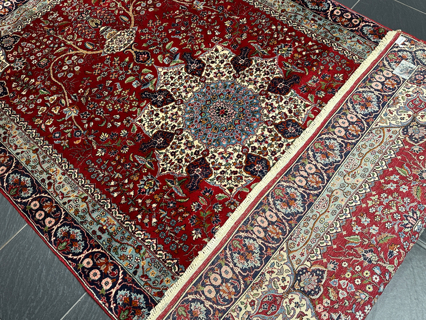 Handgeknüpfter Orientteppich - Türkei Hereke  240x140 cm