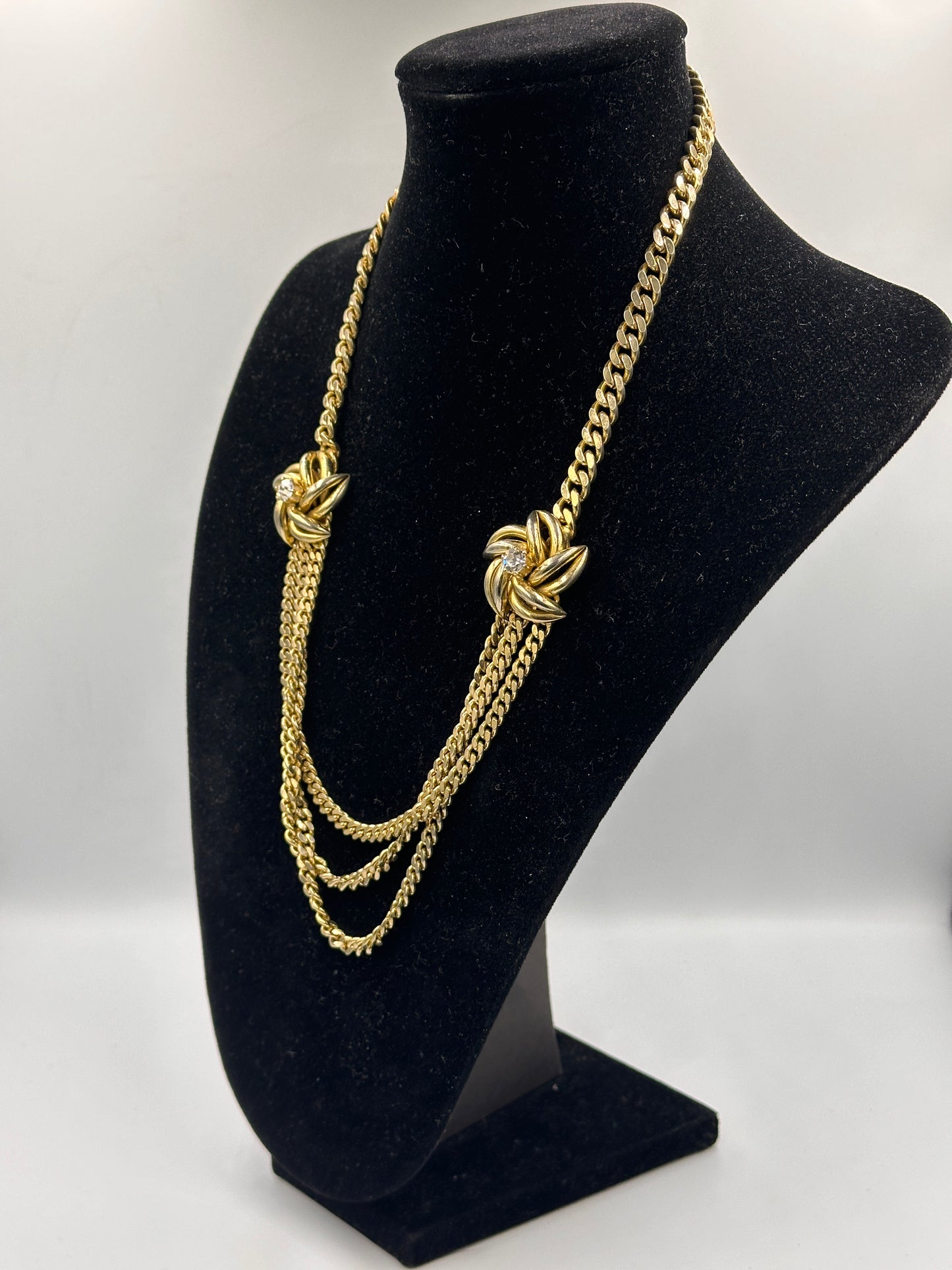 Vintage Vergoldete Halskette mit Blumen und Zirkonia Steinen