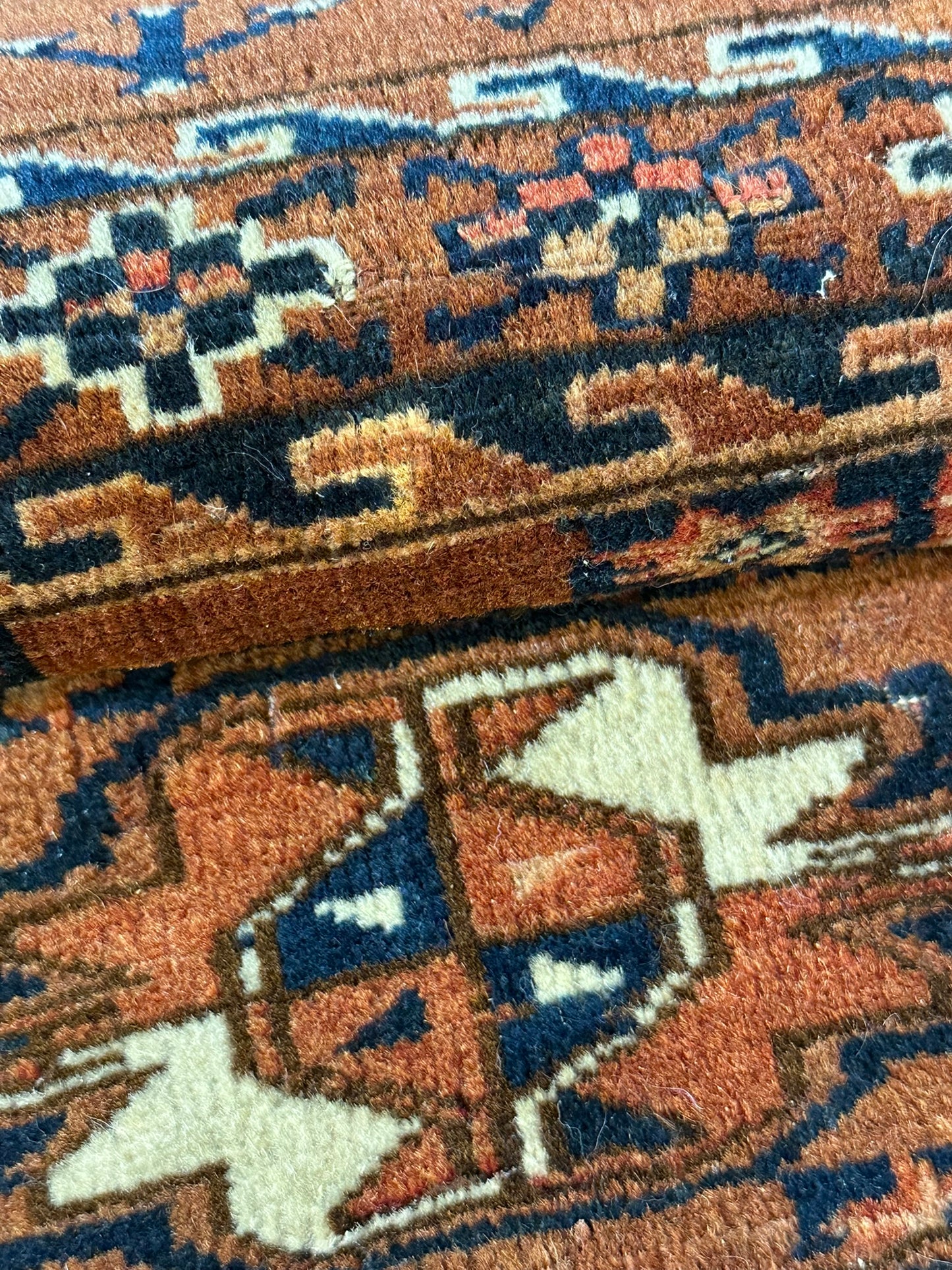 Antik Orientteppich handgeknüpft Türkmen Yomut Buchara Wolle 105x75 cm
