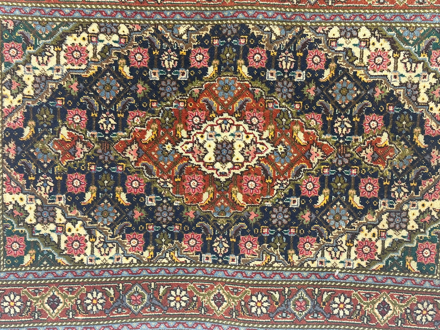 Orientteppich handgeknüpft Täbriz 50 Raj Mahi Wolle 92x64 cm