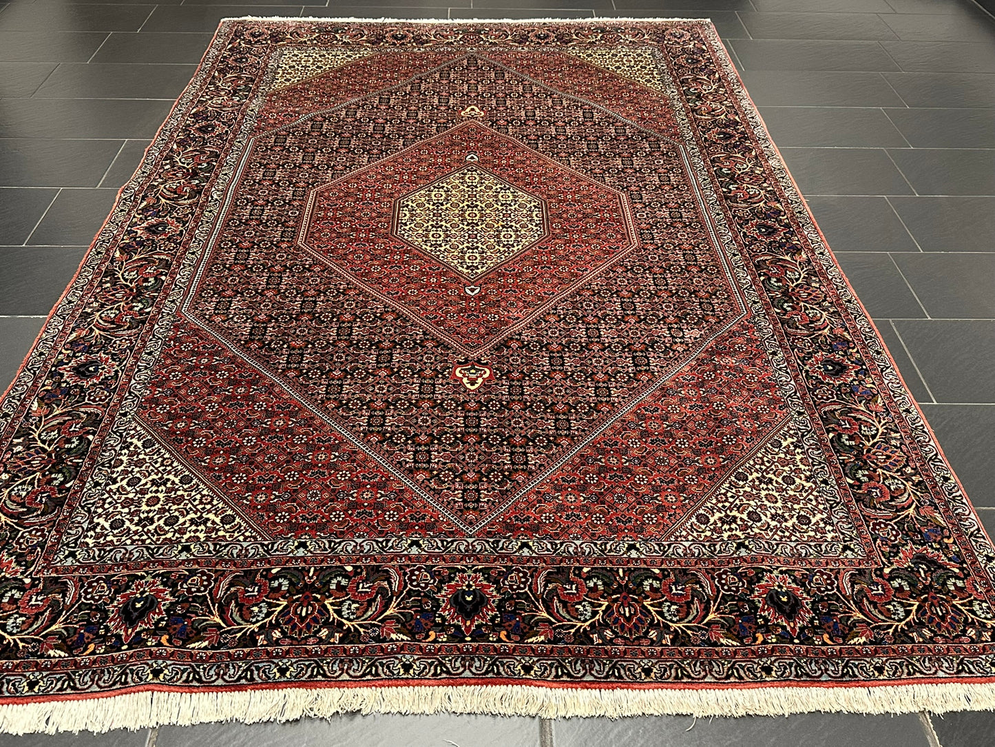 Handgeknüpfter Bidjar Medaillon Teppich Wolle 295x200 cm