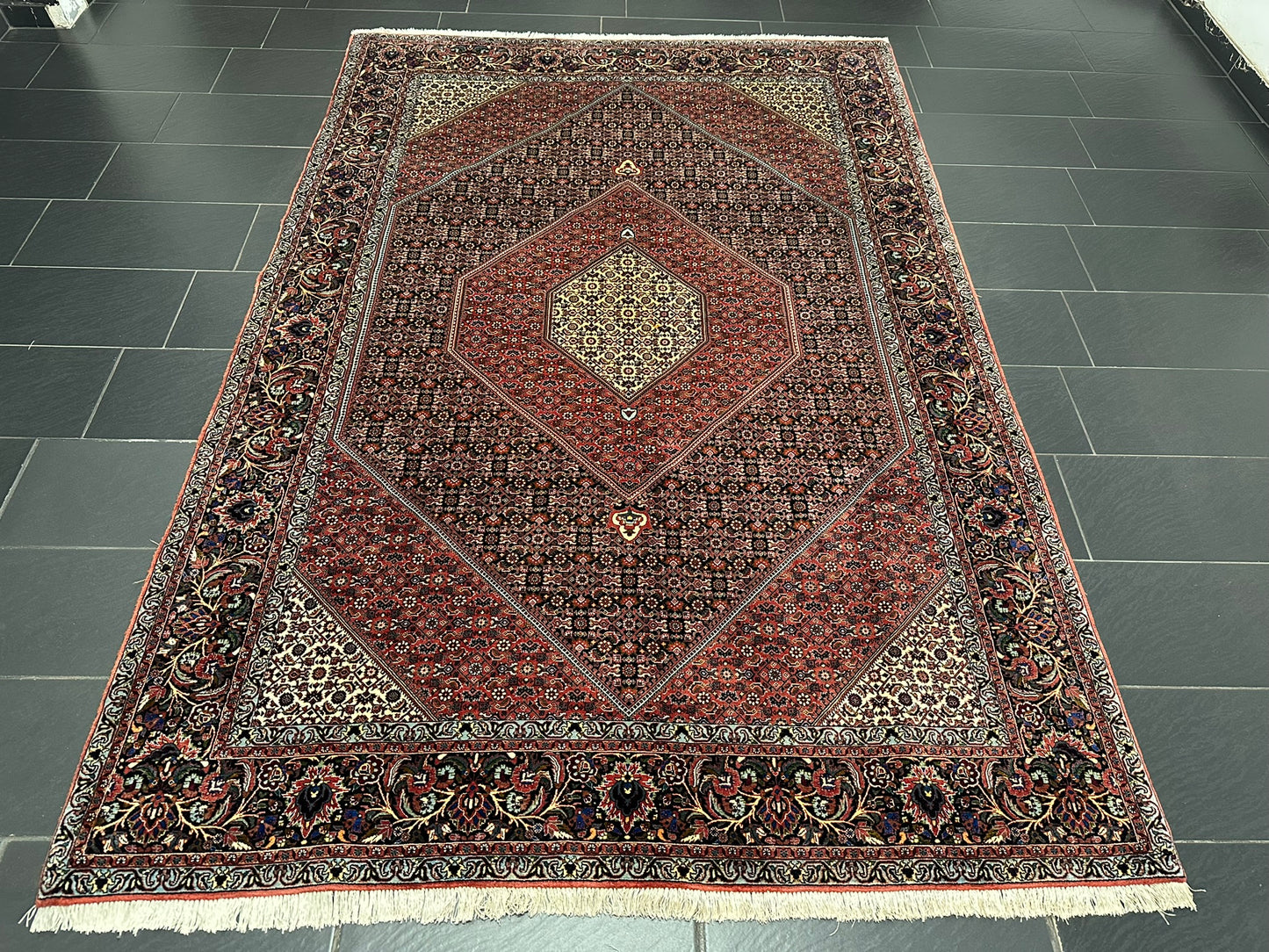 Handgeknüpfter Bidjar Medaillon Teppich Wolle 295x200 cm