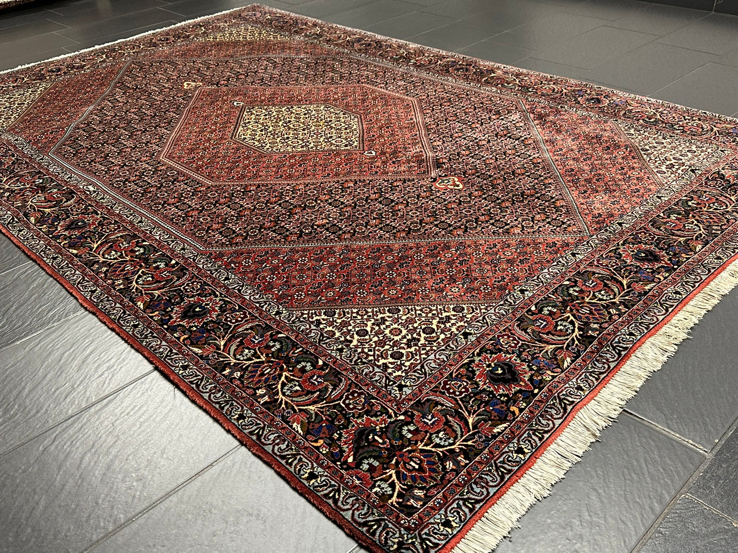 Handgeknüpfter Bidjar Medaillon Teppich Wolle 295x200 cm