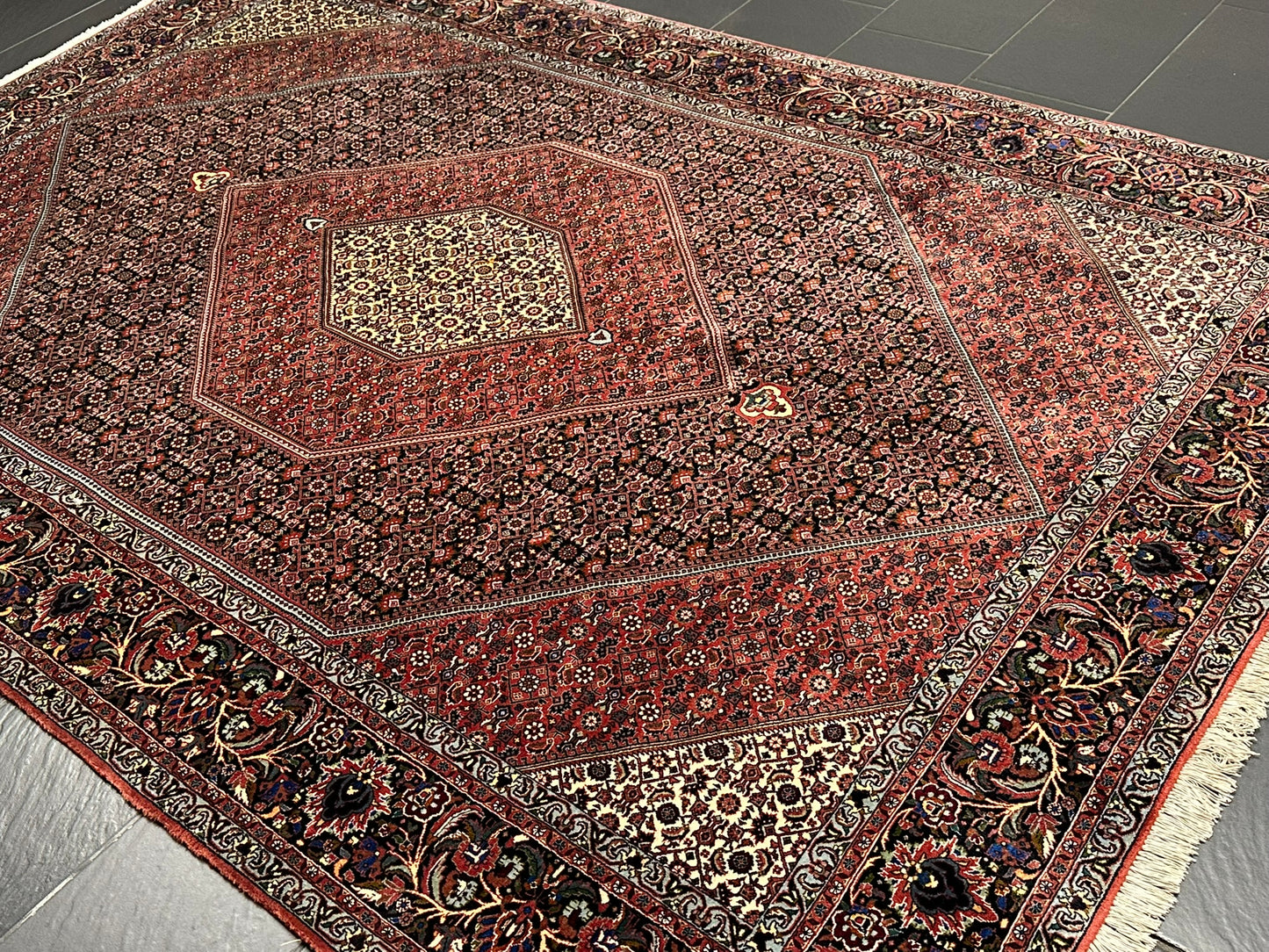 Handgeknüpfter Bidjar Medaillon Teppich Wolle 295x200 cm