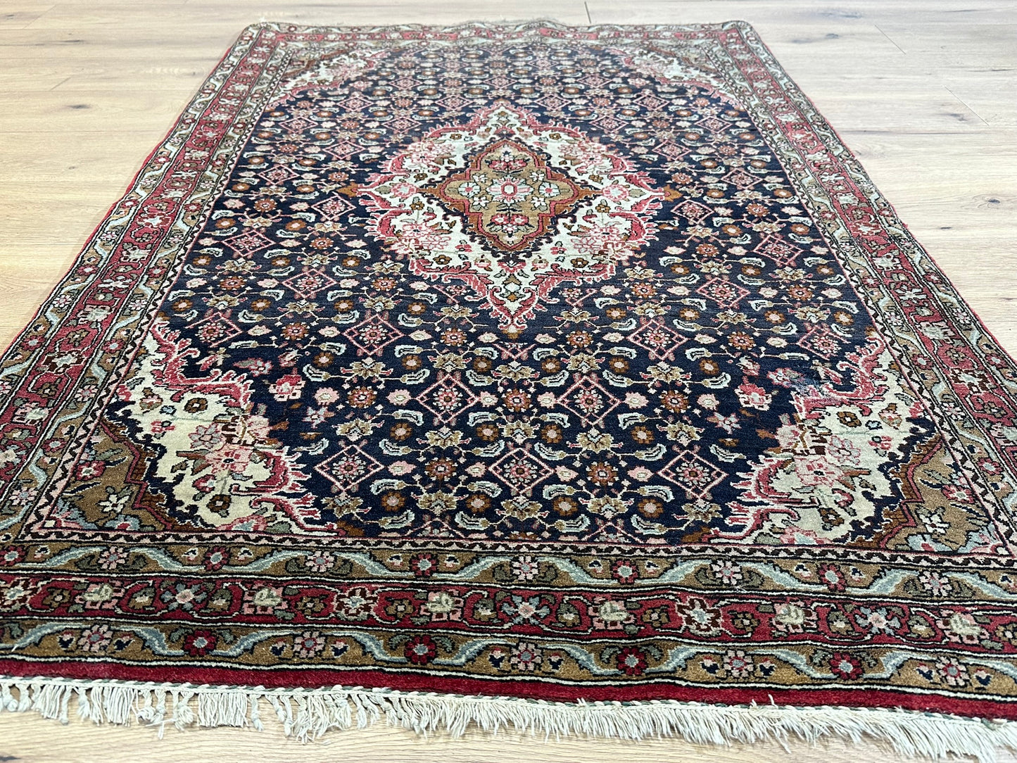 Orientteppich handgeknüpft Bidjar Schurwolle 166x115 cm