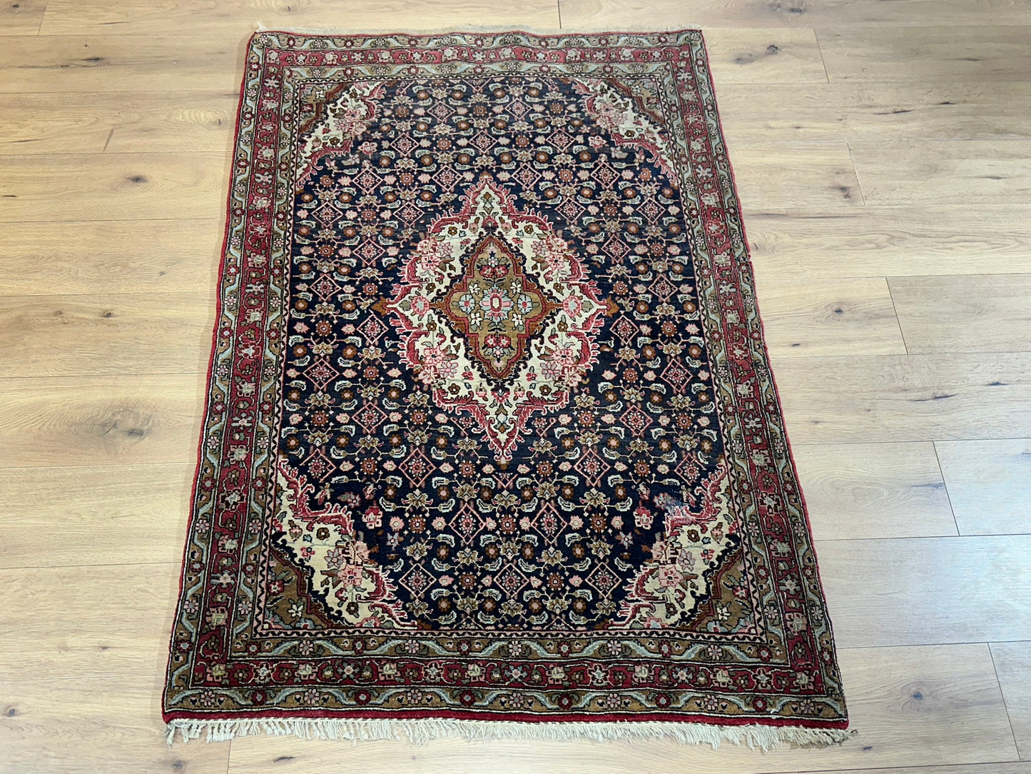 Orientteppich handgeknüpft Bidjar Schurwolle 166x115 cm