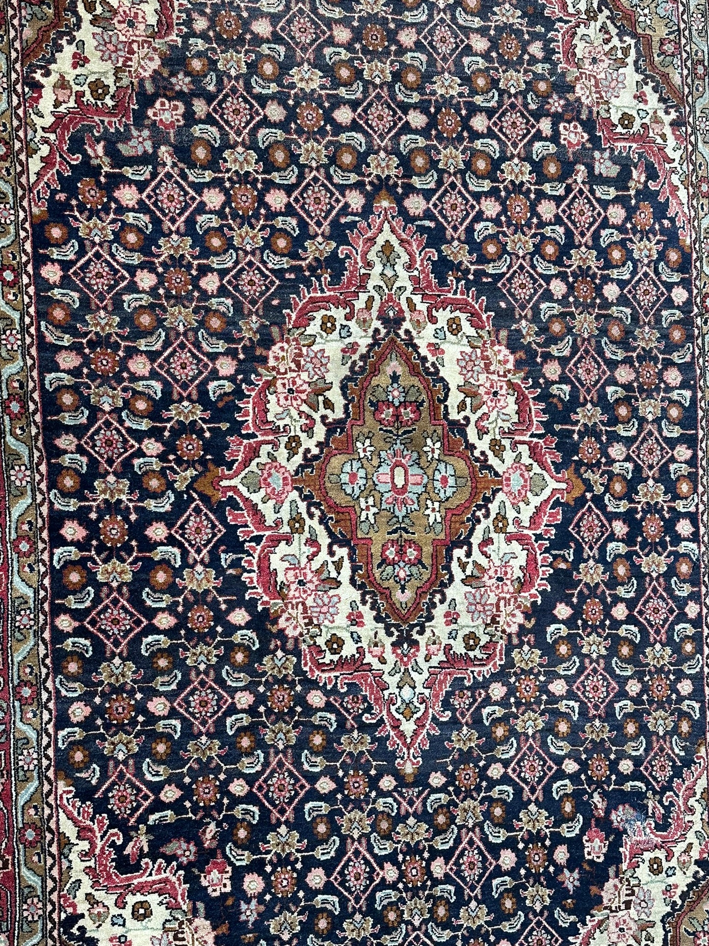 Orientteppich handgeknüpft Bidjar Schurwolle 166x115 cm