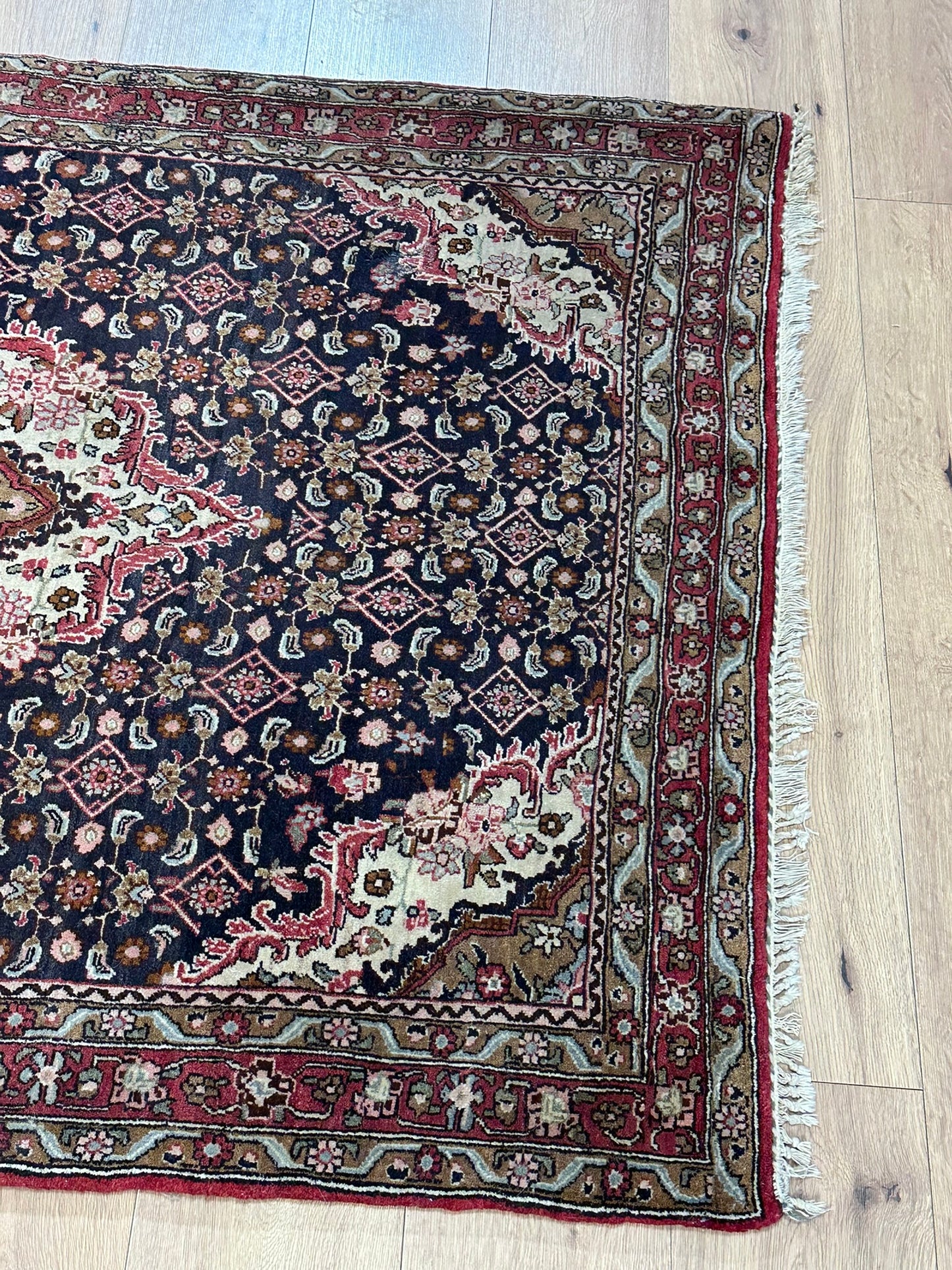 Orientteppich handgeknüpft Bidjar Schurwolle 166x115 cm