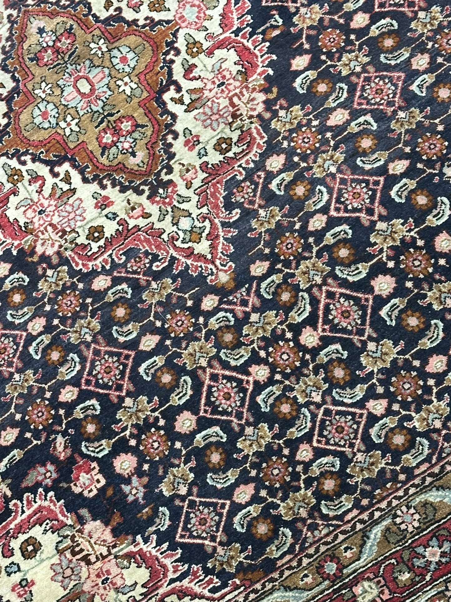 Orientteppich handgeknüpft Bidjar Schurwolle 166x115 cm