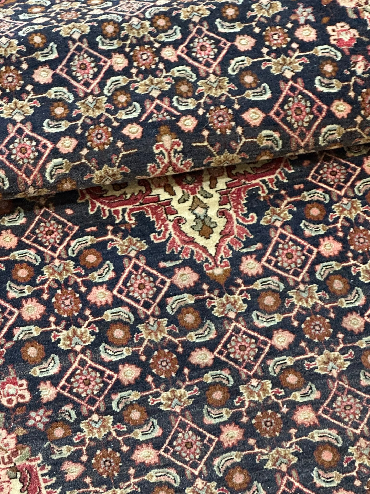 Orientteppich handgeknüpft Bidjar Schurwolle 166x115 cm