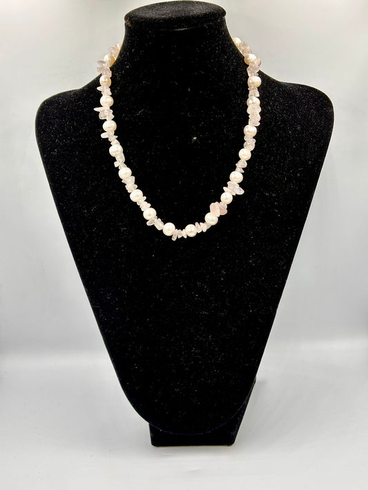 Vintage 80er Jahre Rosenquarz und Rosa Echte Perlen Halskette
