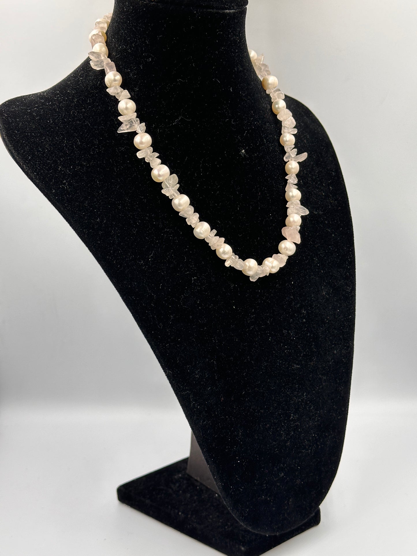 Vintage 80er Jahre Rosenquarz und Rosa Echte Perlen Halskette