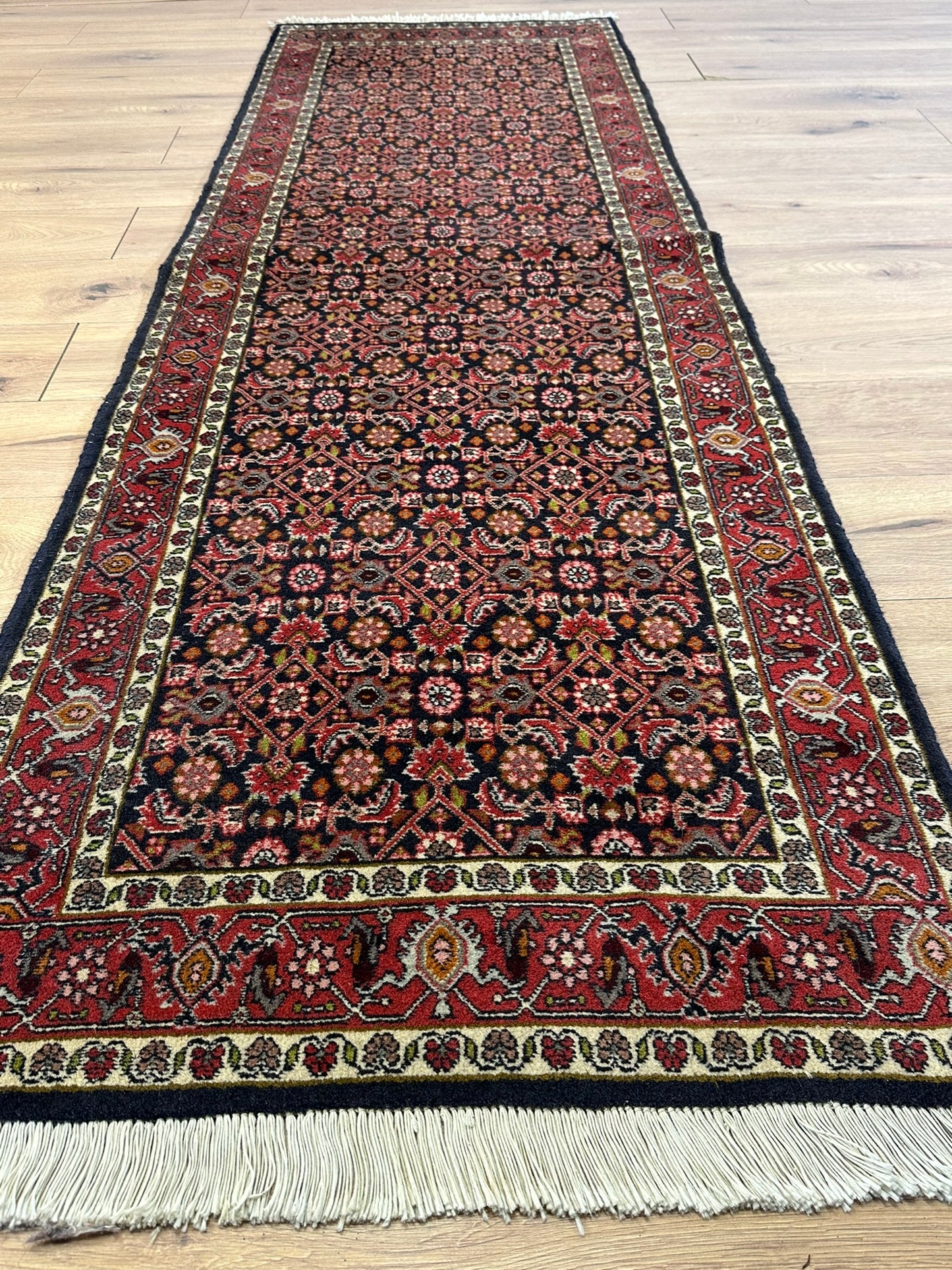 Orientteppich handgeknüpft Bidjar Läufer 245x75 cm