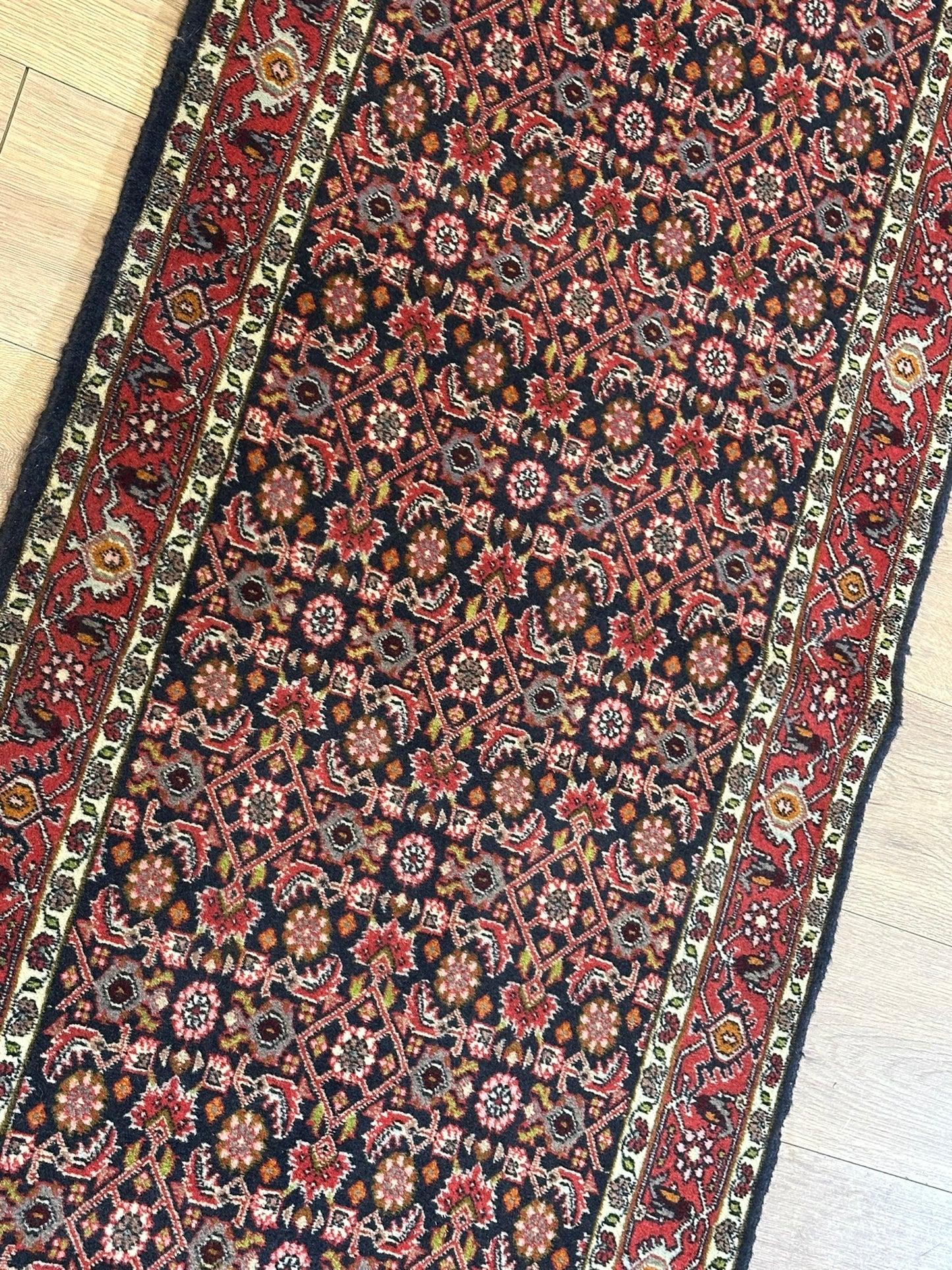 Orientteppich handgeknüpft Bidjar Läufer 245x75 cm