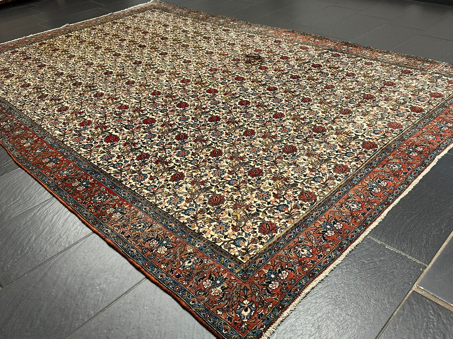 Handgeknüpft Perser Teppich Ghom 315x220 cm – Antikes Paradies Muster