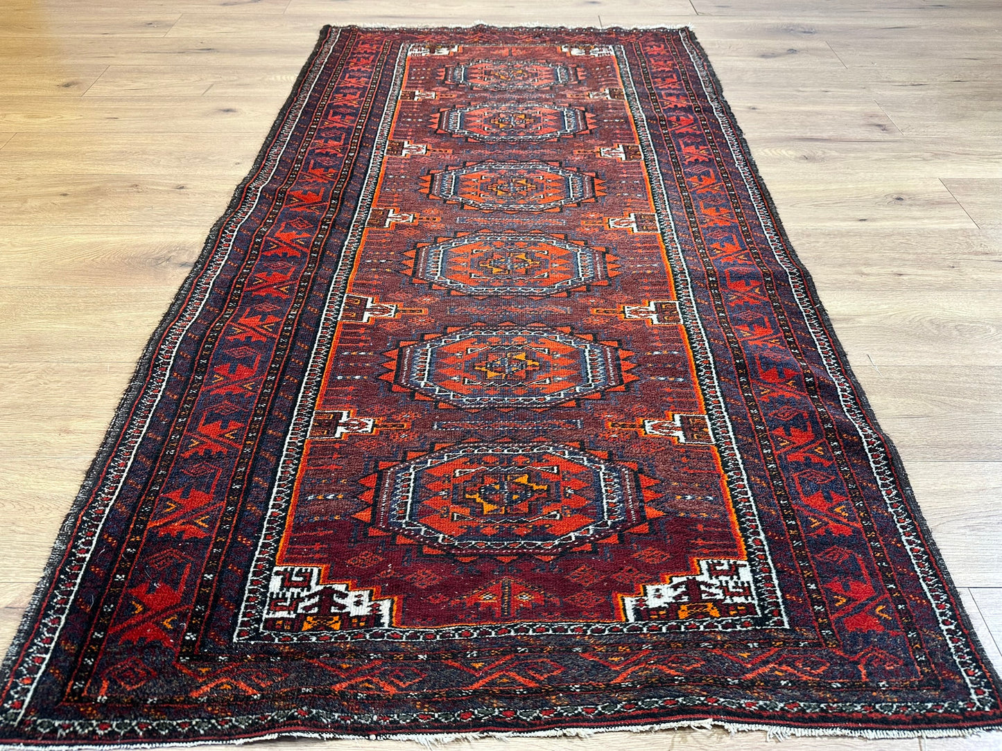 Orientteppich handgeknüpft Belutsch Wolle 200x112 cm