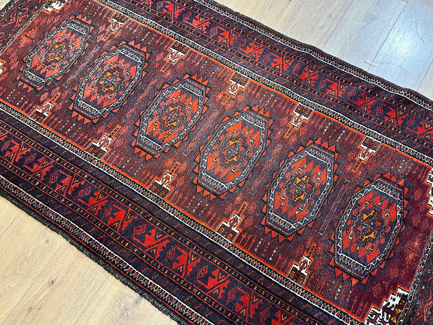 Orientteppich handgeknüpft Belutsch Wolle 200x112 cm