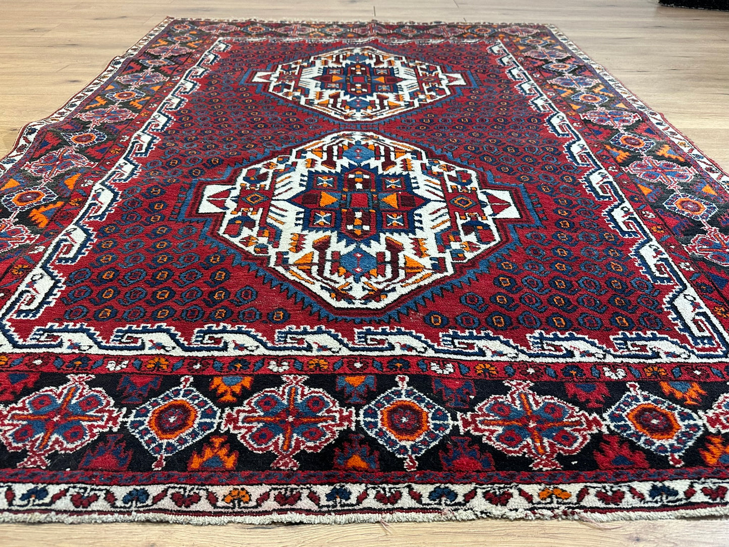 Orientteppich handgeknüpft Afschari Wolle Naturfarben 208x155 cm