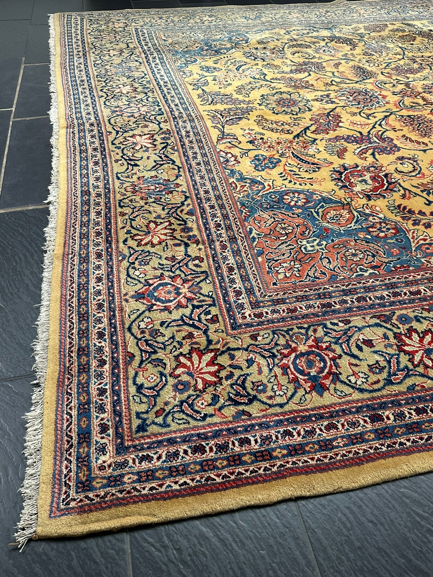 Handgeknüpfter Semi Antiker Teppich Sarouqh 420x300 cm – Naturfarben