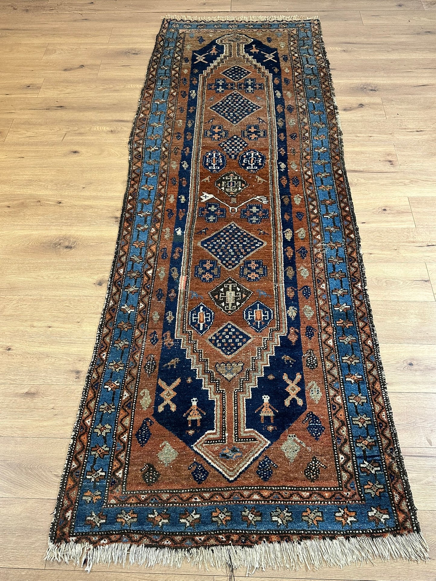 Antik Orientteppich handgeknüpft Malayer  Naturfarben 305x108 cm