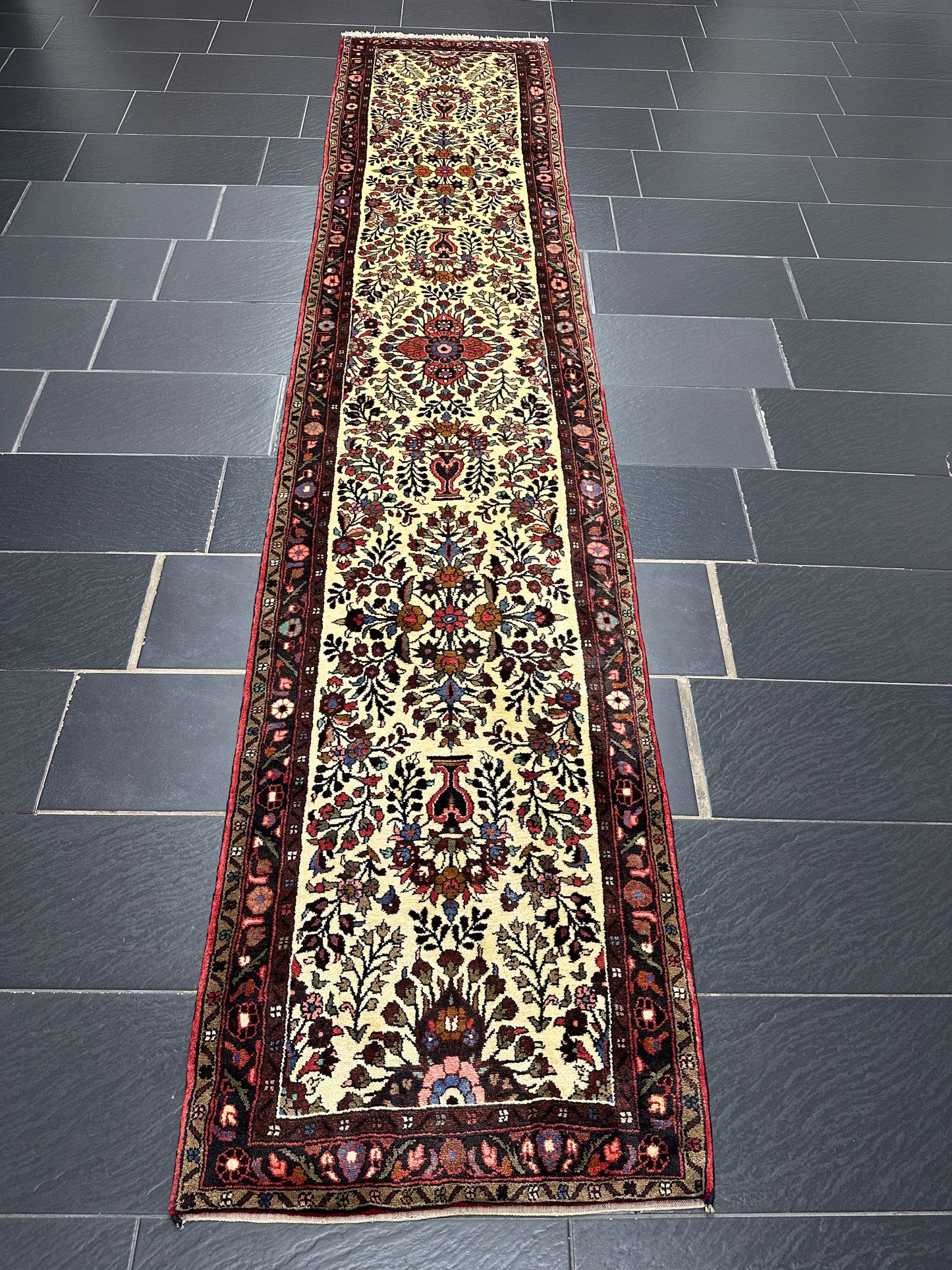 Handgeknüpfter Perser Orientteppich: Mehrewan Läufer 383x80cm