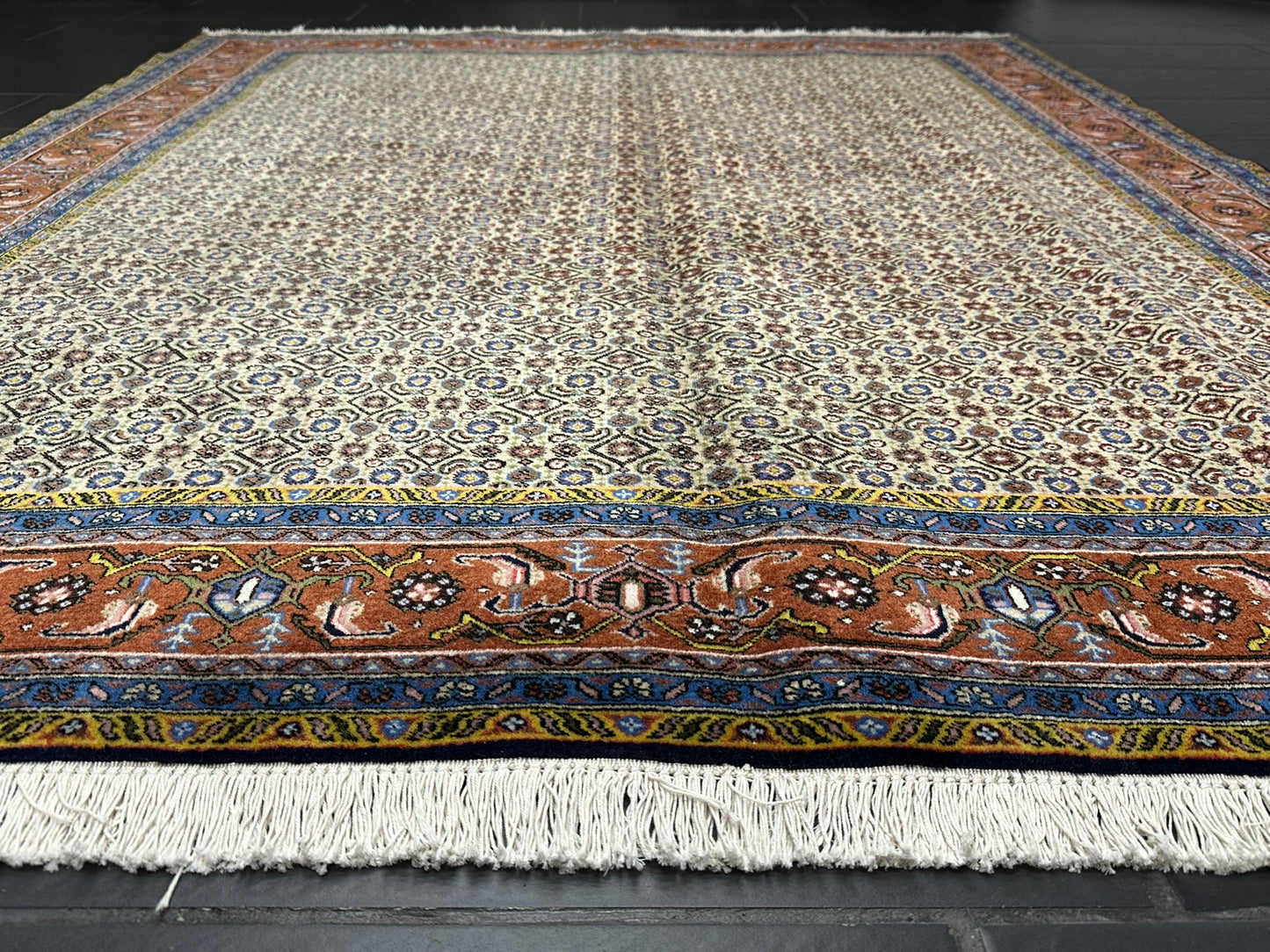 Handgeknüpfter Perser Teppich Täbriz 240x195cm – Mahi Muster