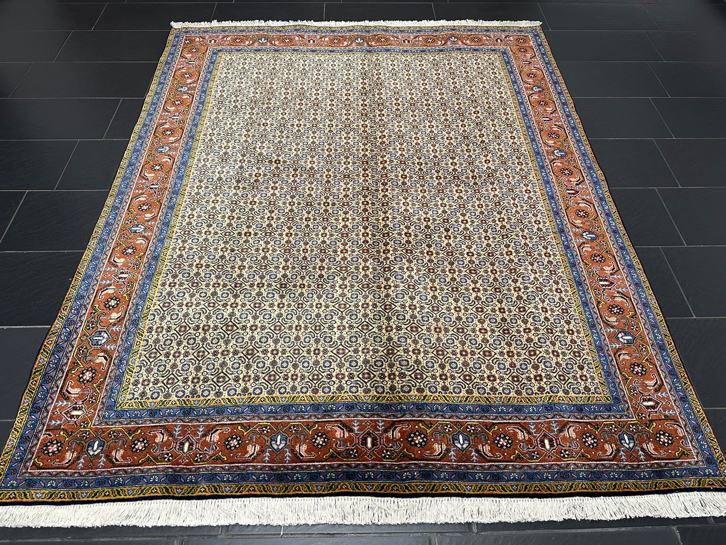 Handgeknüpfter Perser Teppich Täbriz 240x195cm – Mahi Muster