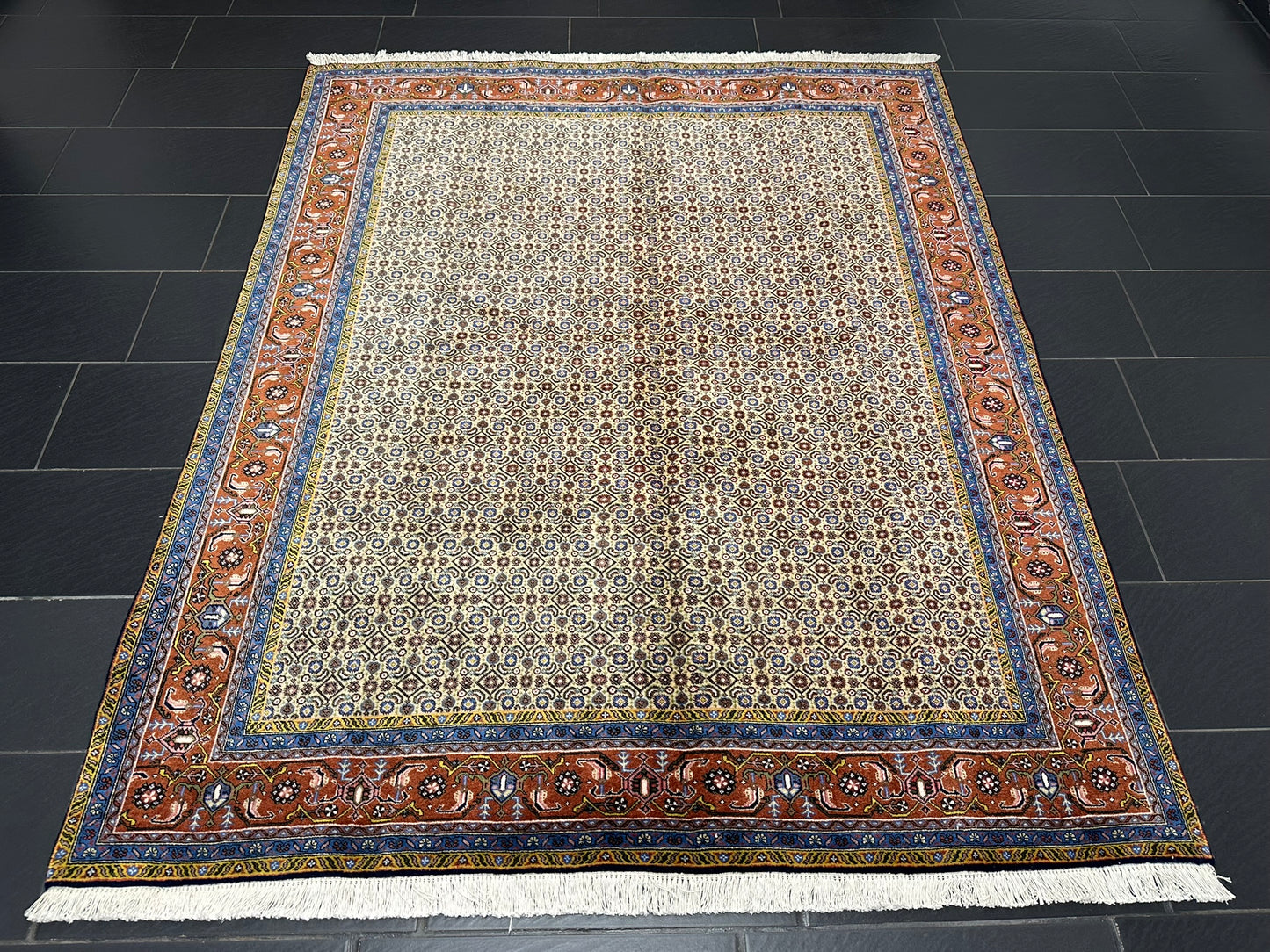 Handgeknüpfter Perser Teppich Täbriz 240x195cm – Mahi Muster