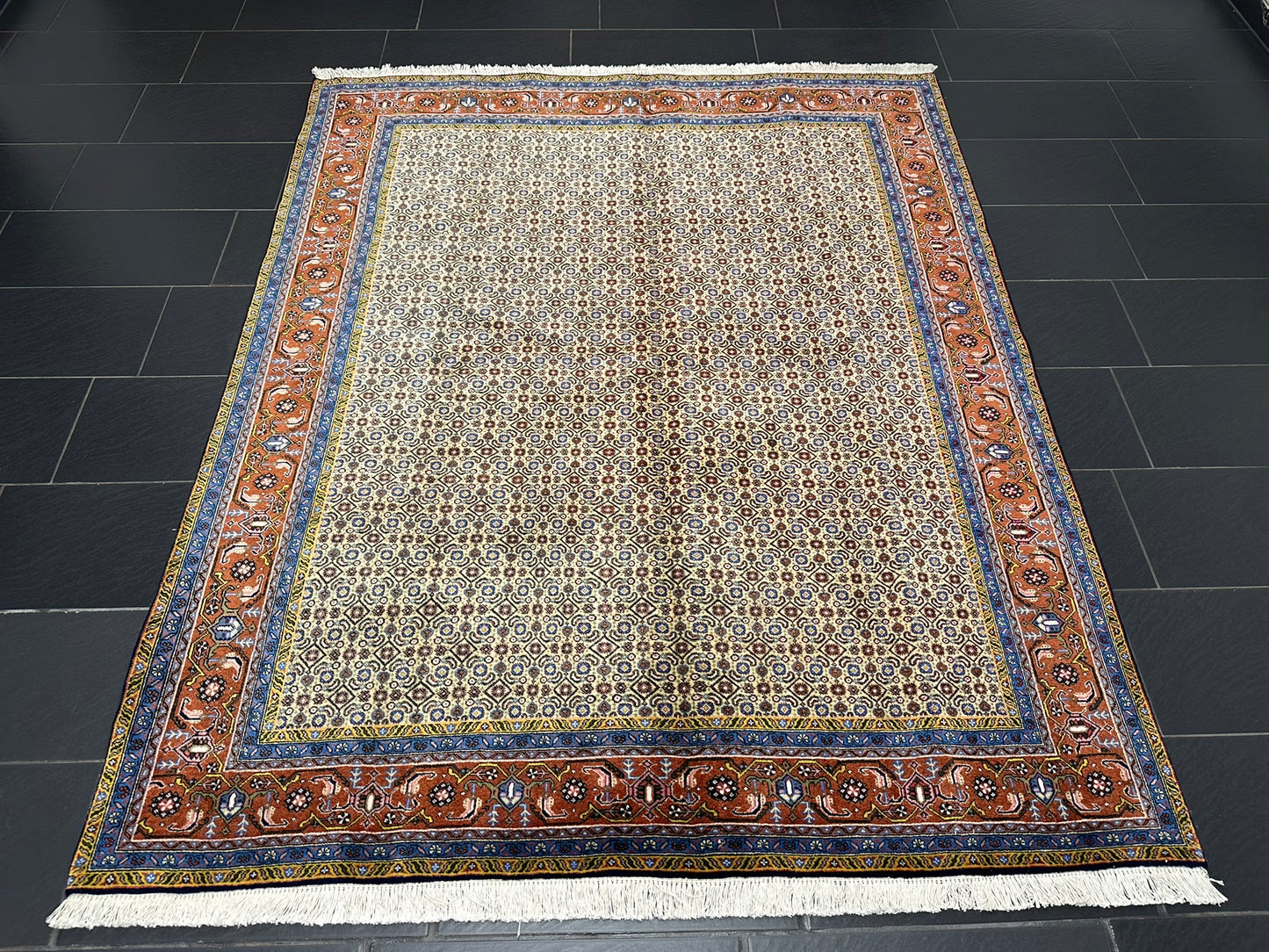 Handgeknüpfter Perser Teppich Täbriz 240x195cm – Mahi Muster