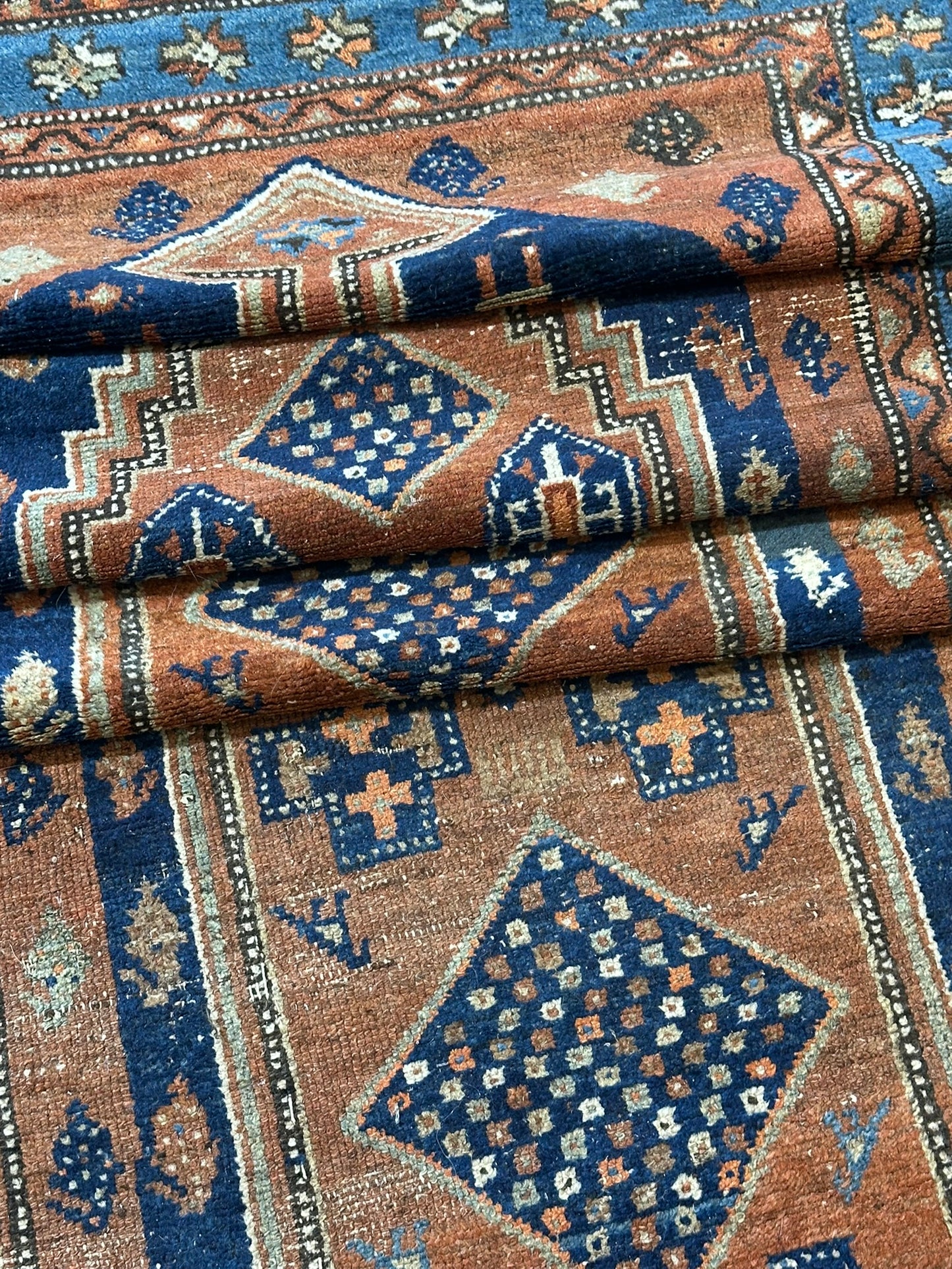 Antik Orientteppich handgeknüpft Malayer  Naturfarben 305x108 cm