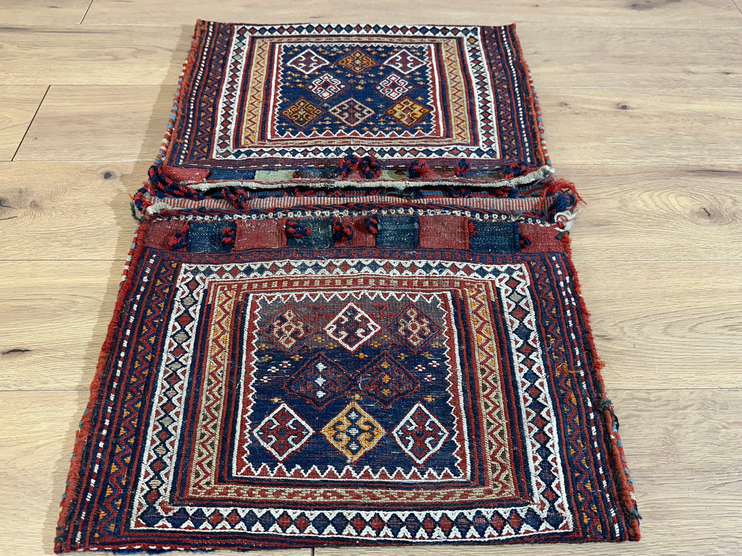 Antik Orientteppich handgeknüpft Bachtiari Salztsche  Naturfarben 92x60 cm