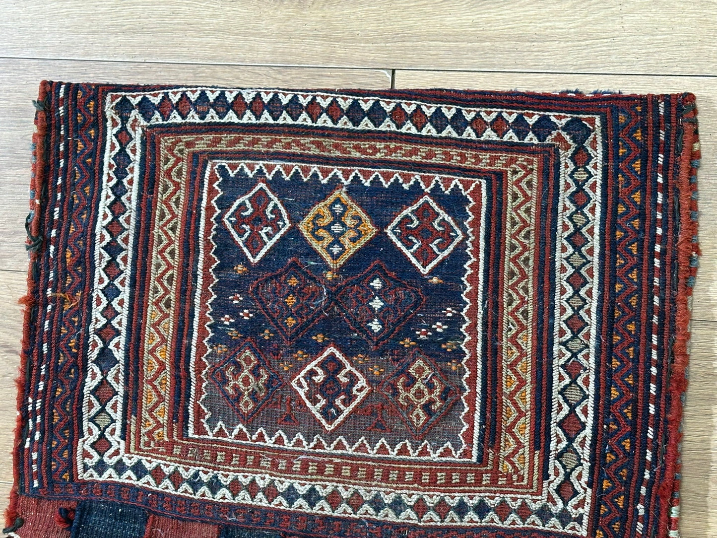 Antik Orientteppich handgeknüpft Bachtiari Salztsche  Naturfarben 92x60 cm